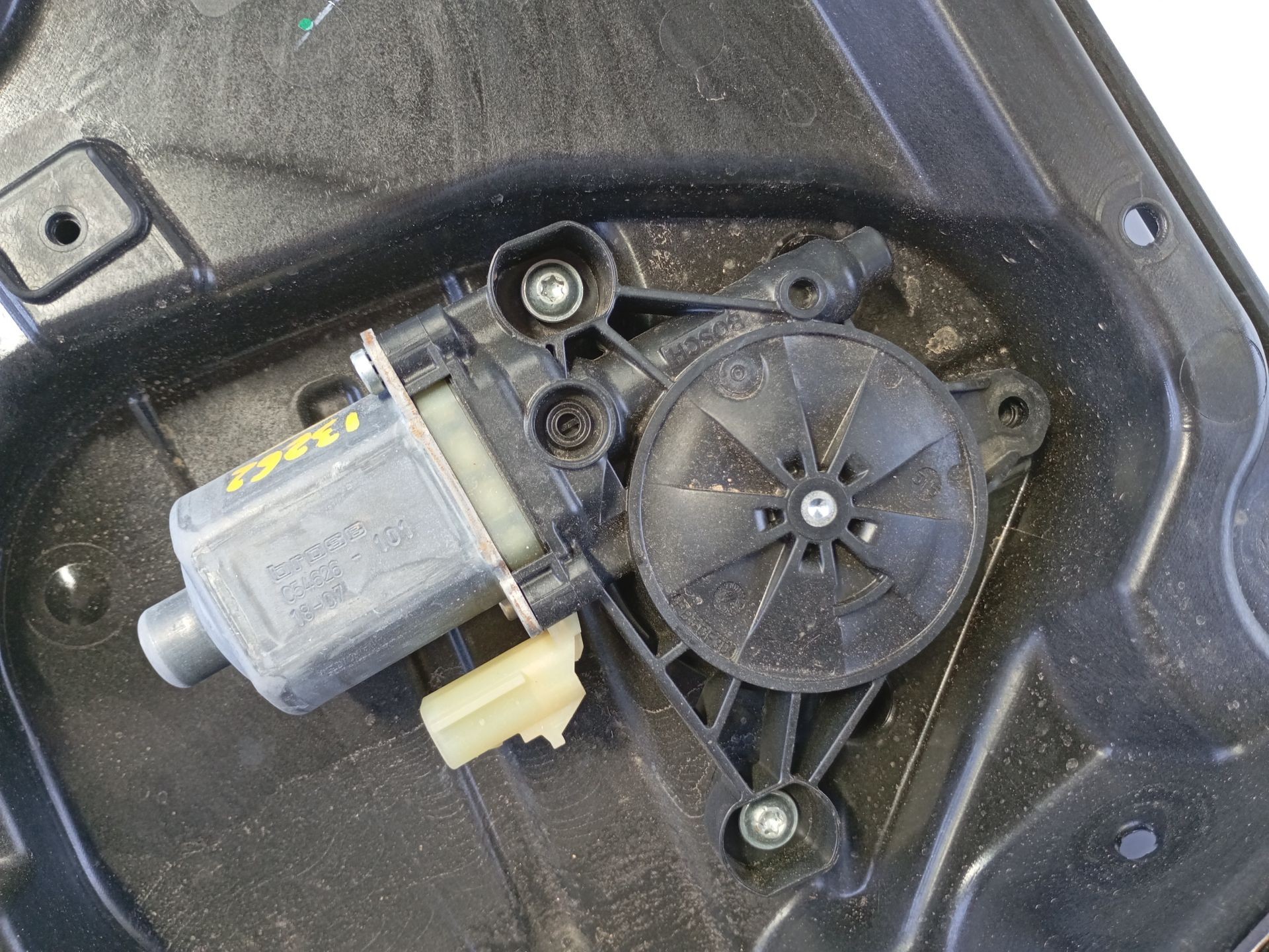 ELEVALUNAS TRASERO IZQUIERDO JEEP COMPASS (MP, M6, MV, M7) C54626101 / P2-B4-17 C54626101P2B417 - Vista 2