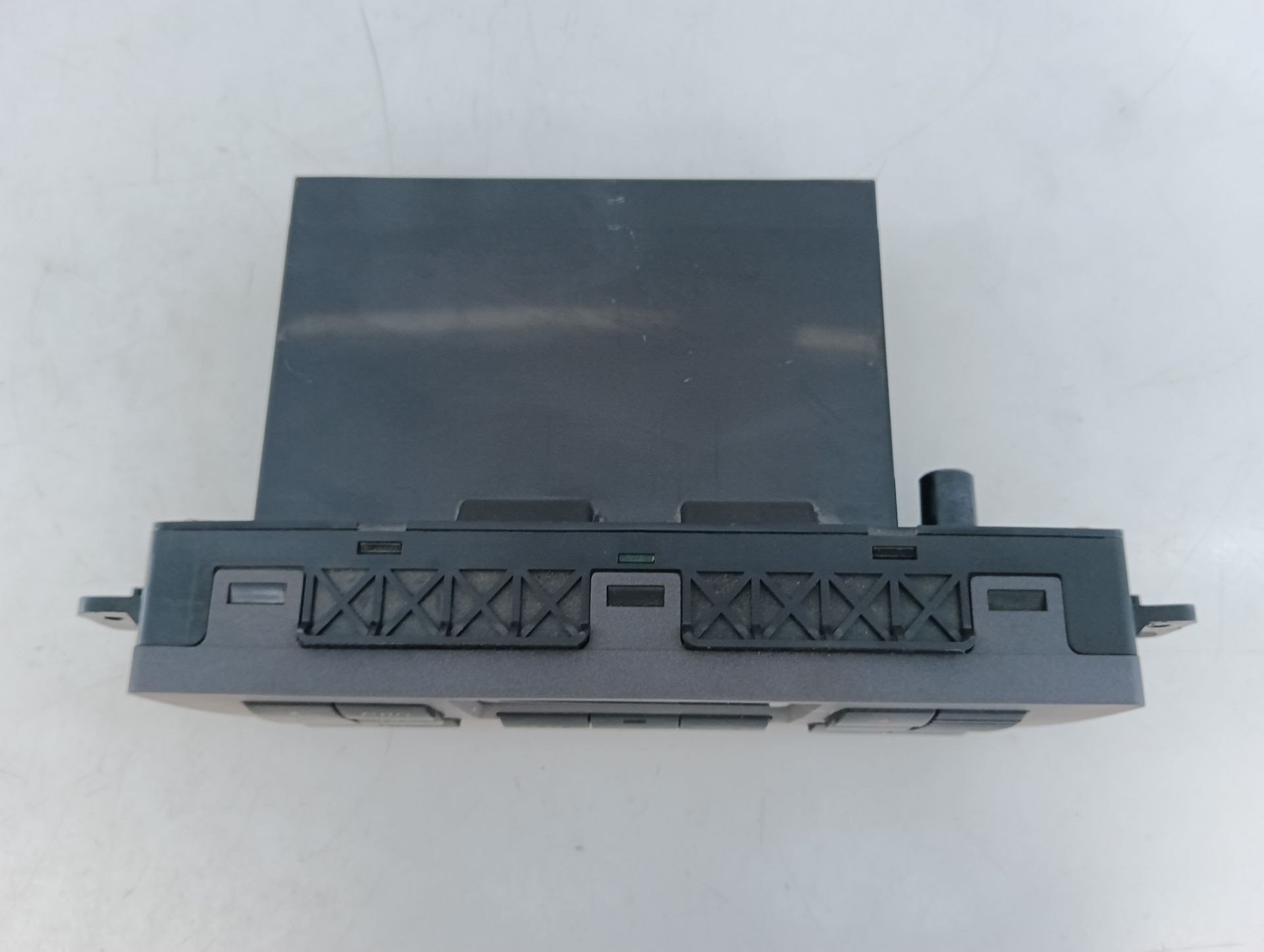 MANDO CLIMATIZADOR HYUNDAI TERRACAN (HP) 972XXH1800 / E3-A3-34-3 972XXH1800E3A3343 - Vista 3
