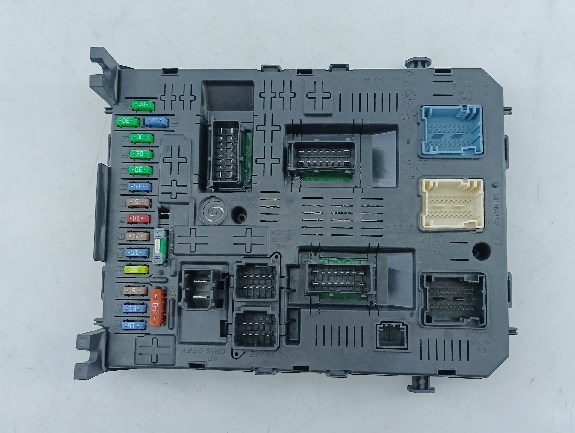 CAJA RELES / FUSIBLES CITROËN C4 GRAND PICASSO I (UA_) 281197595 / E3-B2-31-3 281197595E3B2313