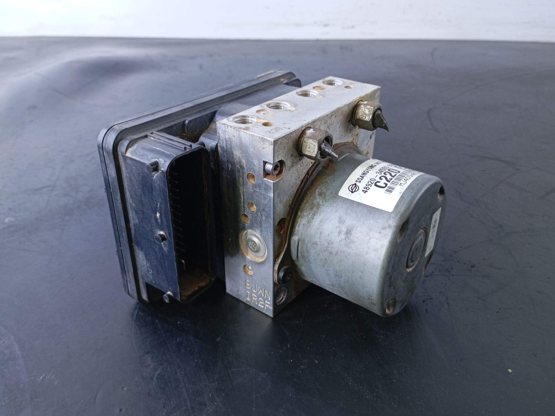 ABS SSANGYONG KORANDO (CK) 4892034500 / P3-B8-30-4 4892034500P3B8304 - Vista 2