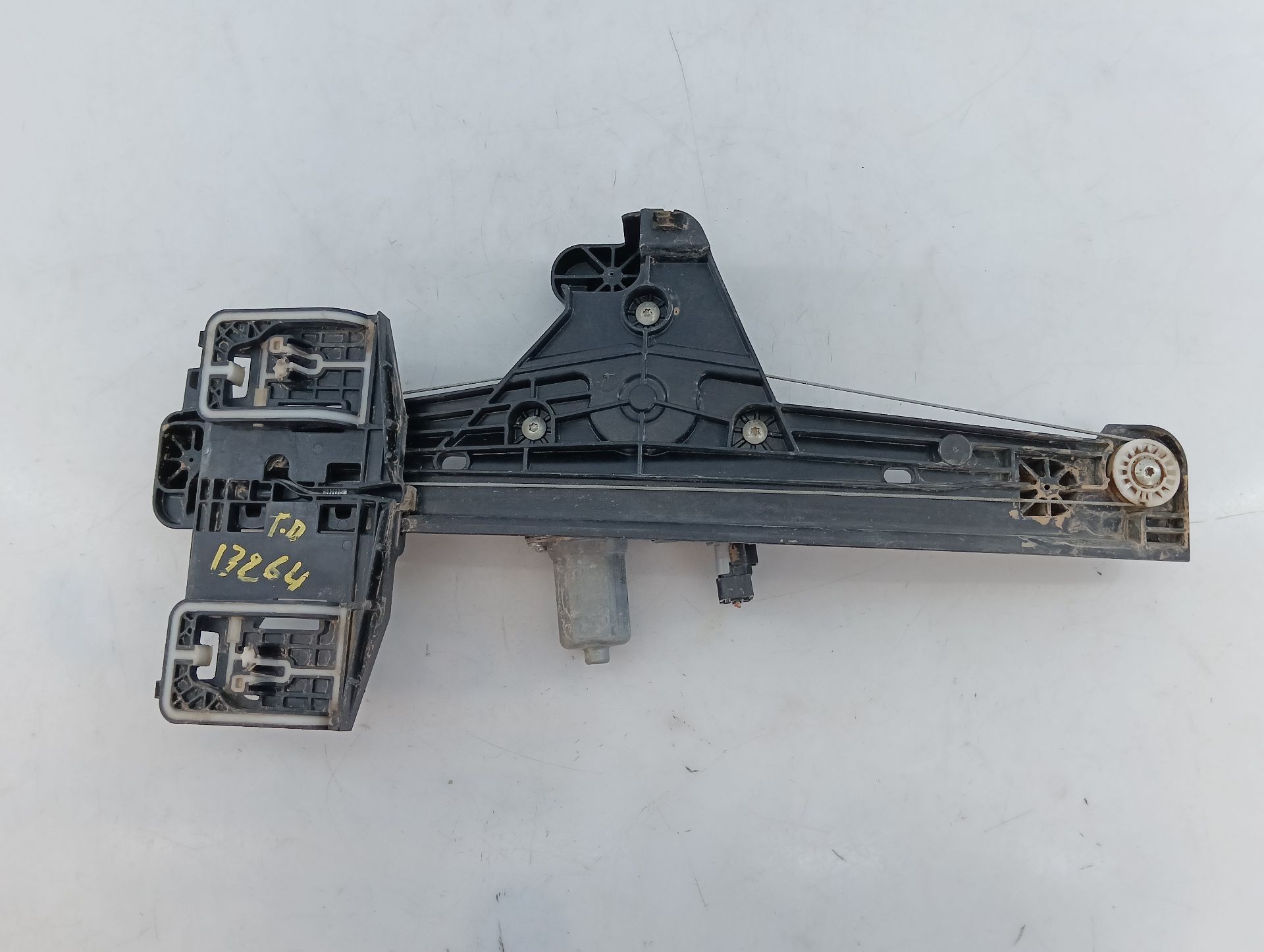 ELEVALUNAS TRASERO DERECHO PEUGEOT 208 II (UB_, UP_, UW_, UJ_) 9829045280 / E1-A4-50-1 9829045280E1A4501