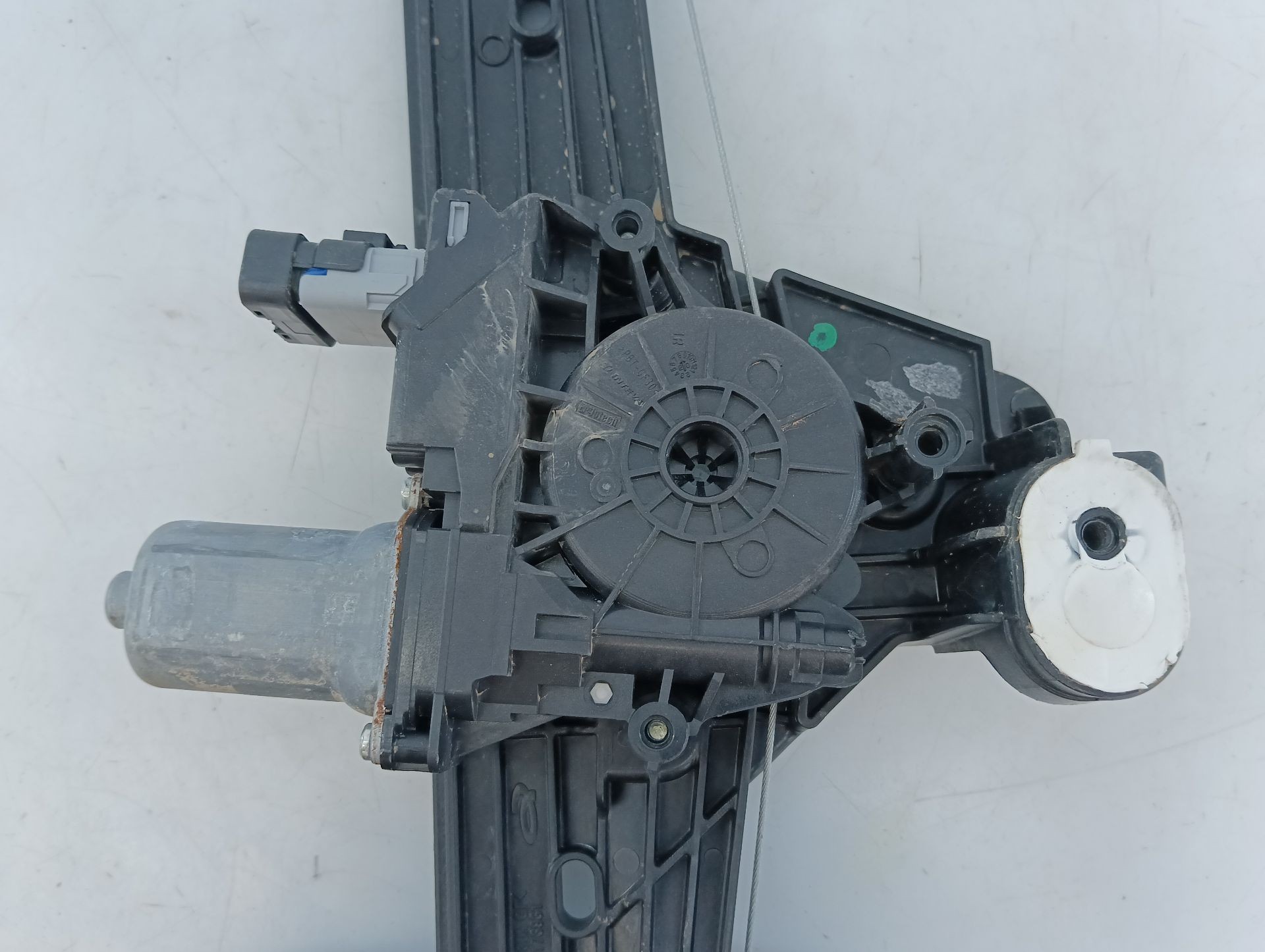 ELEVALUNAS TRASERO DERECHO PEUGEOT 208 II (UB_, UP_, UW_, UJ_) 9829045280 / E1-A4-50-1 9829045280E1A4501 - Vista 3