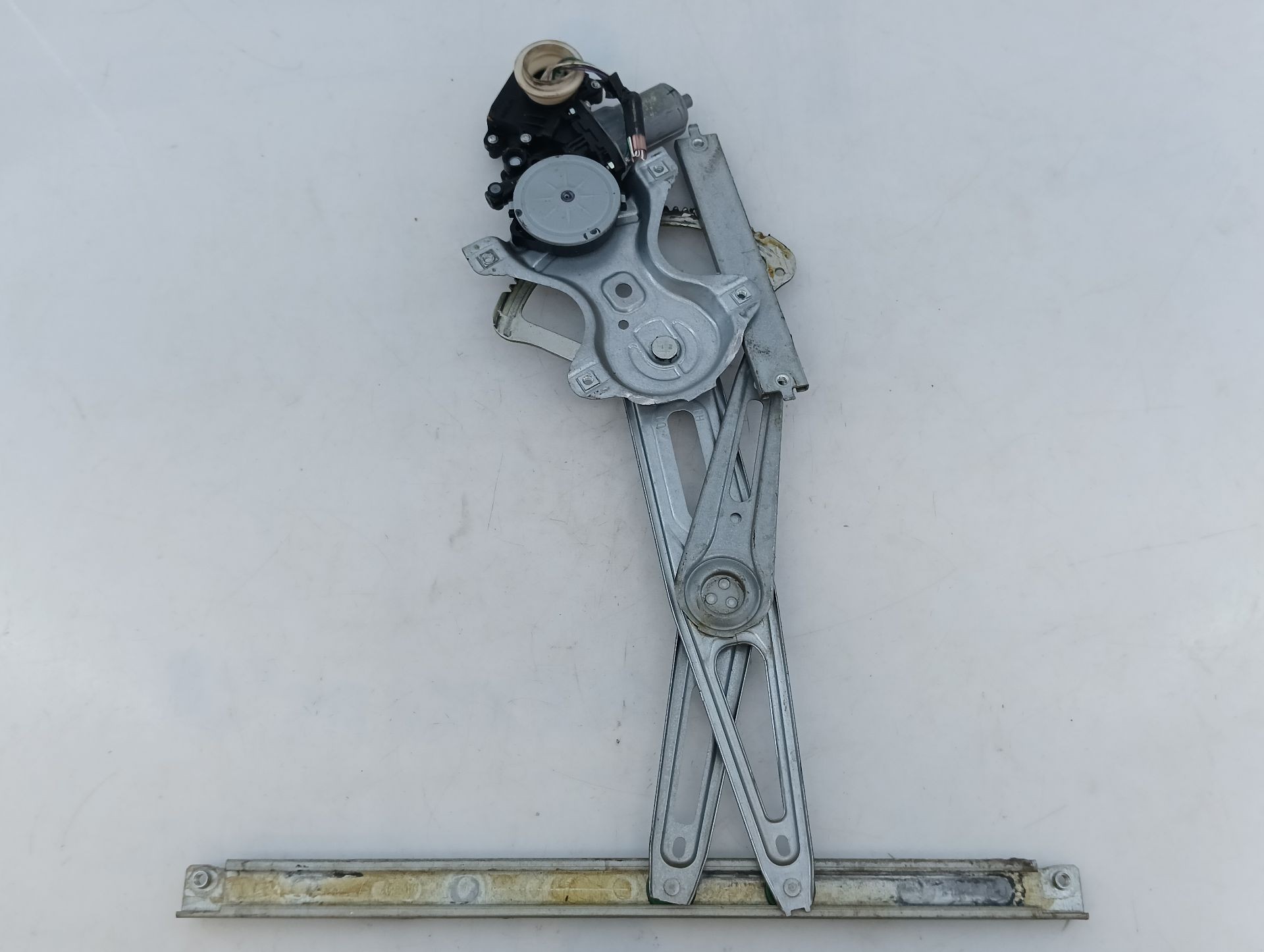 ELEVALUNAS DELANTERO DERECHO TOYOTA AURIS 8570102010 / E2-B4-53-2 8570102010E2B4532 - Vista 2