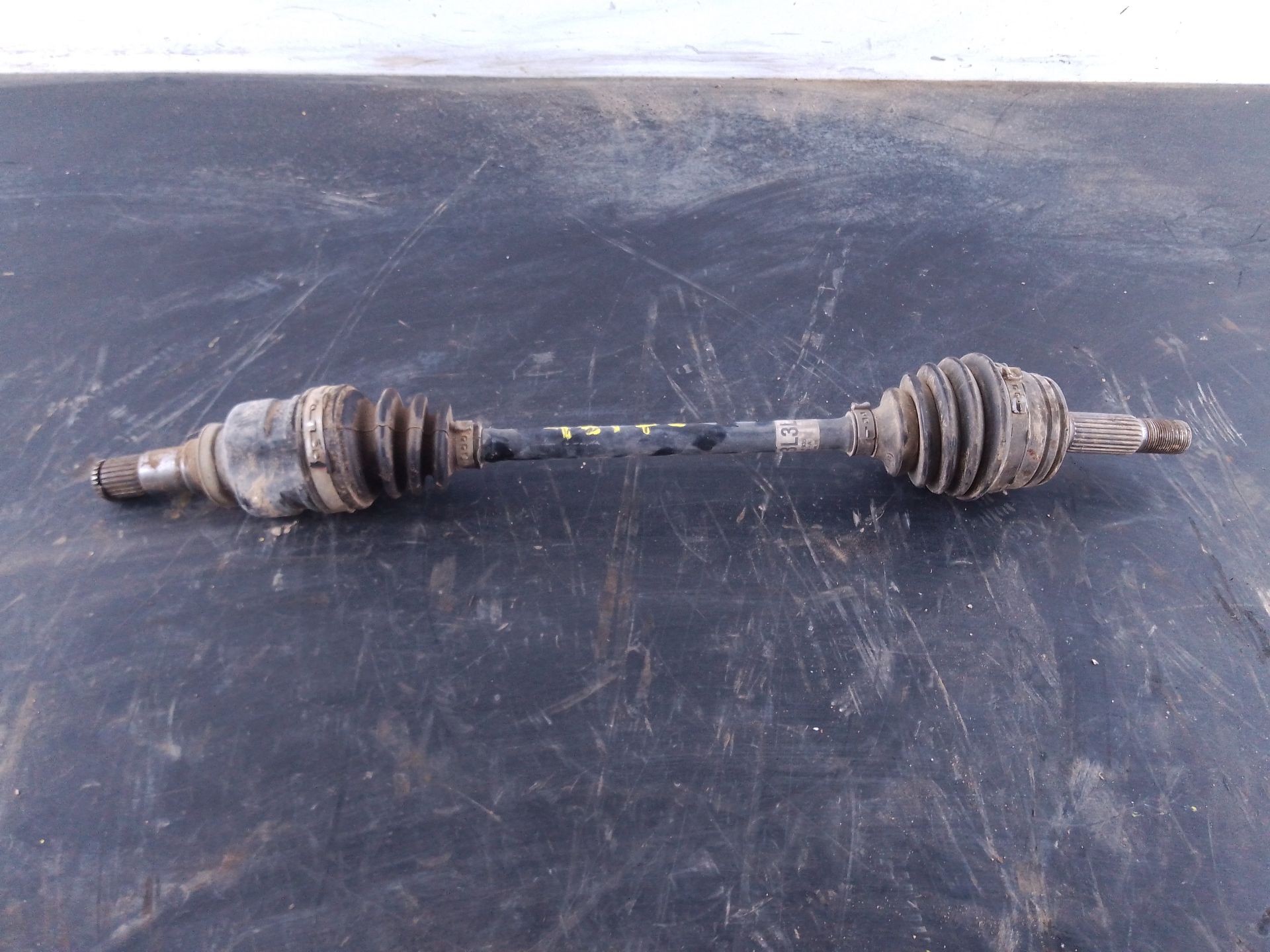 TRANSMISION DELANTERA IZQUIERDA TOYOTA AYGO (_B4_) 0284935 / P1-A6-27 0284935P1A627