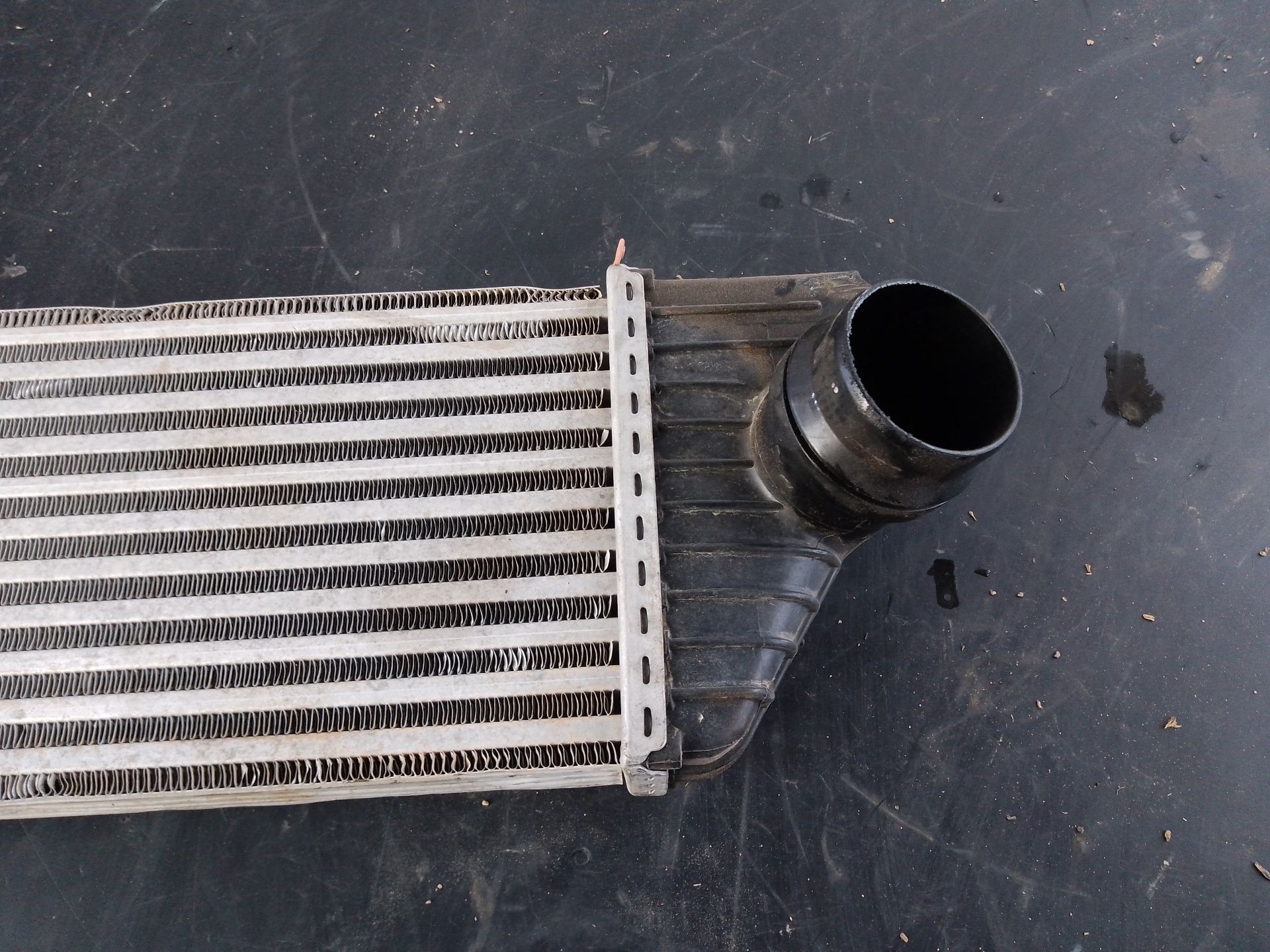 INTERCOOLER RENAULT MASTER KOMBI 144960015R / P2-A11-13 / T0832003 144960015RP2A1113T0832003 - Vista 3