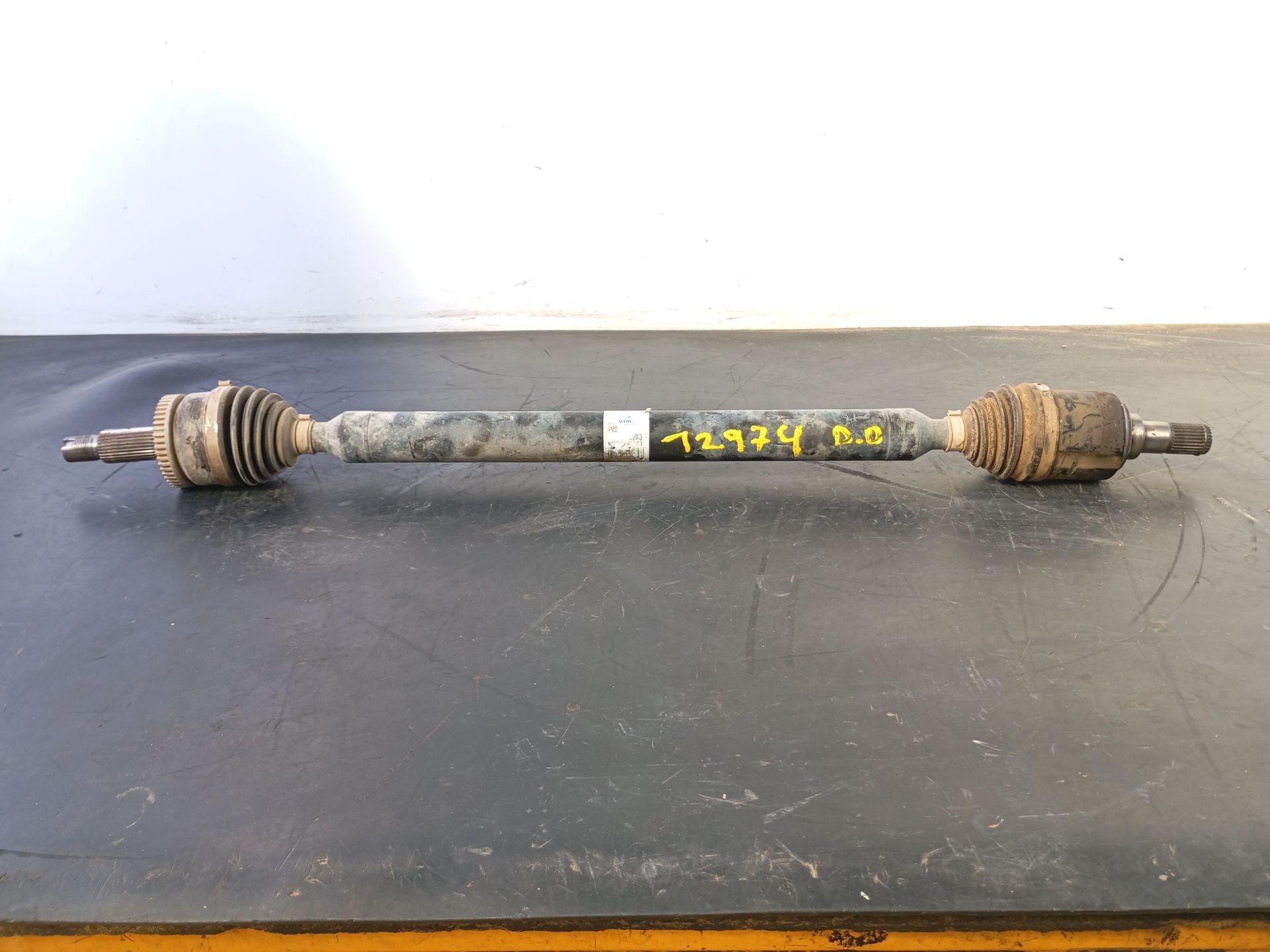 TRANSMISION DELANTERA DERECHA HYUNDAI TUCSON P1-A6-43 P1A643
