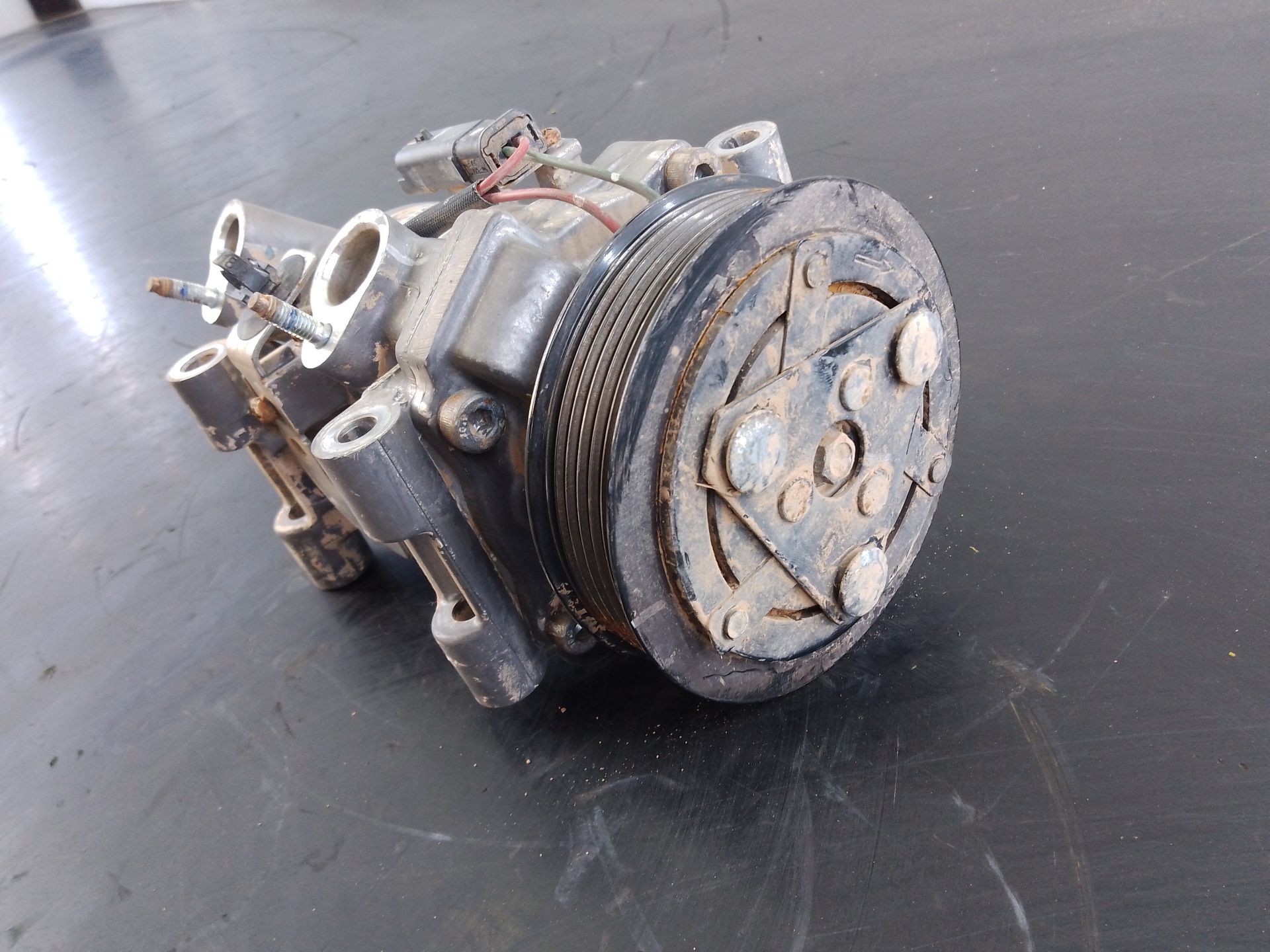 COMPRESOR AIRE ACONDICIONADO PEUGEOT RIFTER 9810349980 / P3-B3-3-2 / 9808860080 9810349980P3B3329808860080 - Vista 3