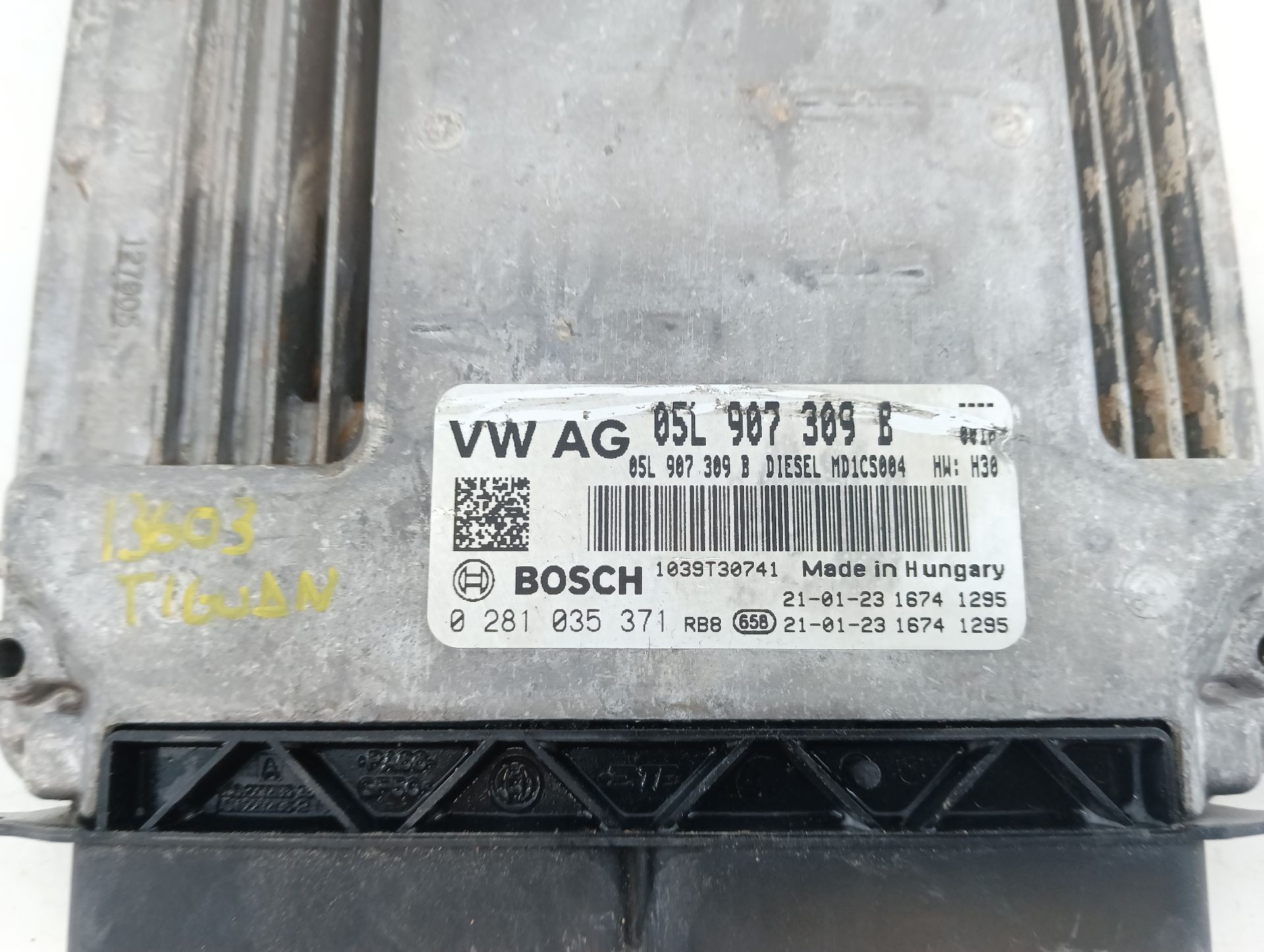 CENTRALITA MOTOR UCE VOLKSWAGEN TIGUAN (AD1, AX1) 05L907309B / E2-A1-39-1 / 0281035371 05L907309BE2A13910281035371 - Vista 3