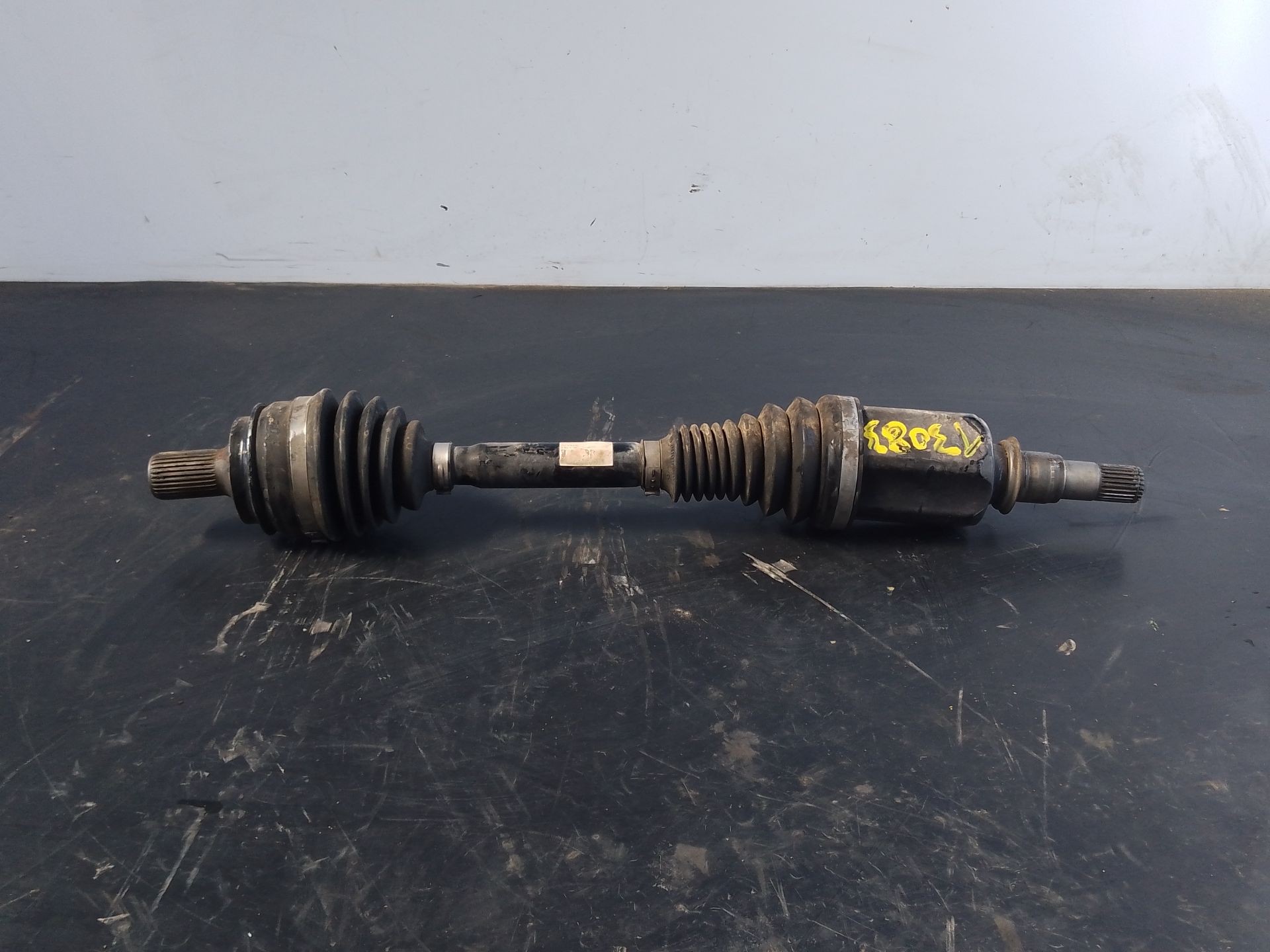 TRANSMISION DELANTERA IZQUIERDA MERCEDES-BENZ GLC (X253) A2533305601 / P1-A6-42 A2533305601P1A642