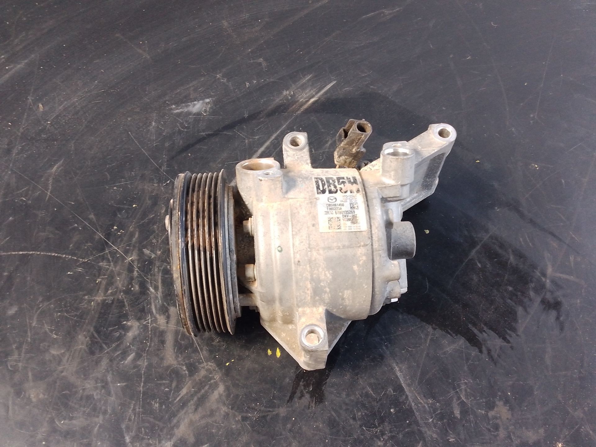 COMPRESOR AIRE ACONDICIONADO MAZDA CX-3 (DK) DB5H61450 / P3-B2-4-5 DB5H61450P3B245 - Vista 2