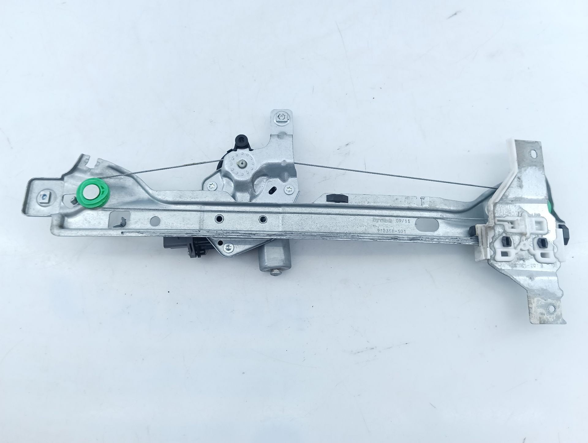 ELEVALUNAS TRASERO IZQUIERDO PEUGEOT 3008 9682808780 / E1-A4-51-2 9682808780E1A4512 - Vista 2