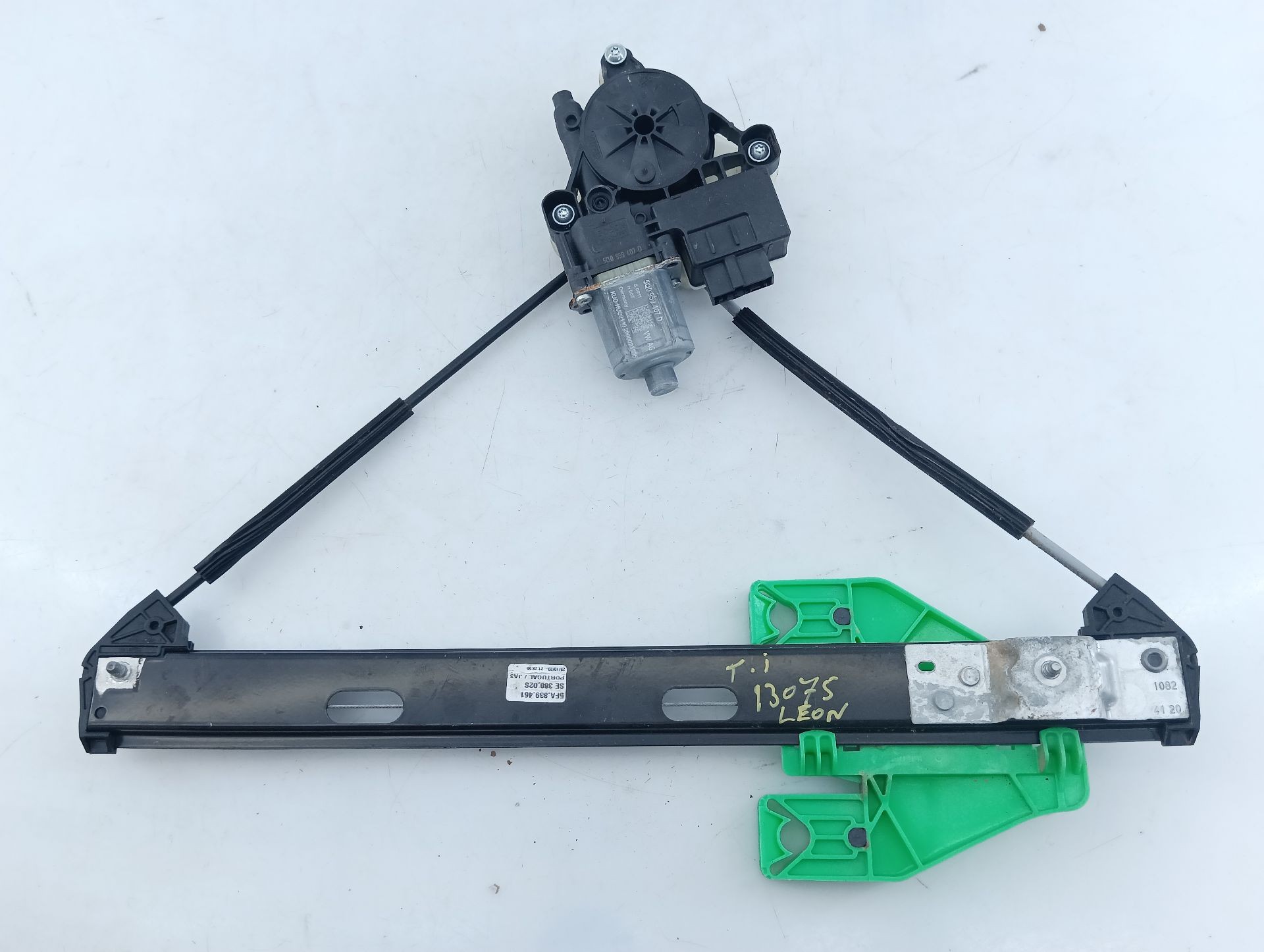 ELEVALUNAS TRASERO IZQUIERDO SEAT LEON SPORTSTOURER KL8 5Q0959407D / E1-B6-43-2 5Q0959407DE1B6432