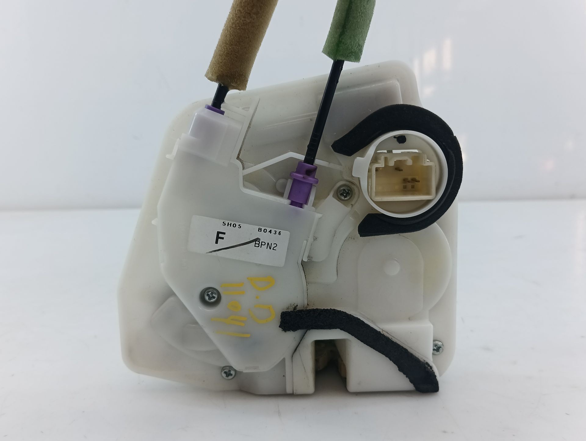 CERRADURA PUERTA DELANTERA DERECHA MAZDA 3 LIM. () E2-B2-53-1 E2B2531