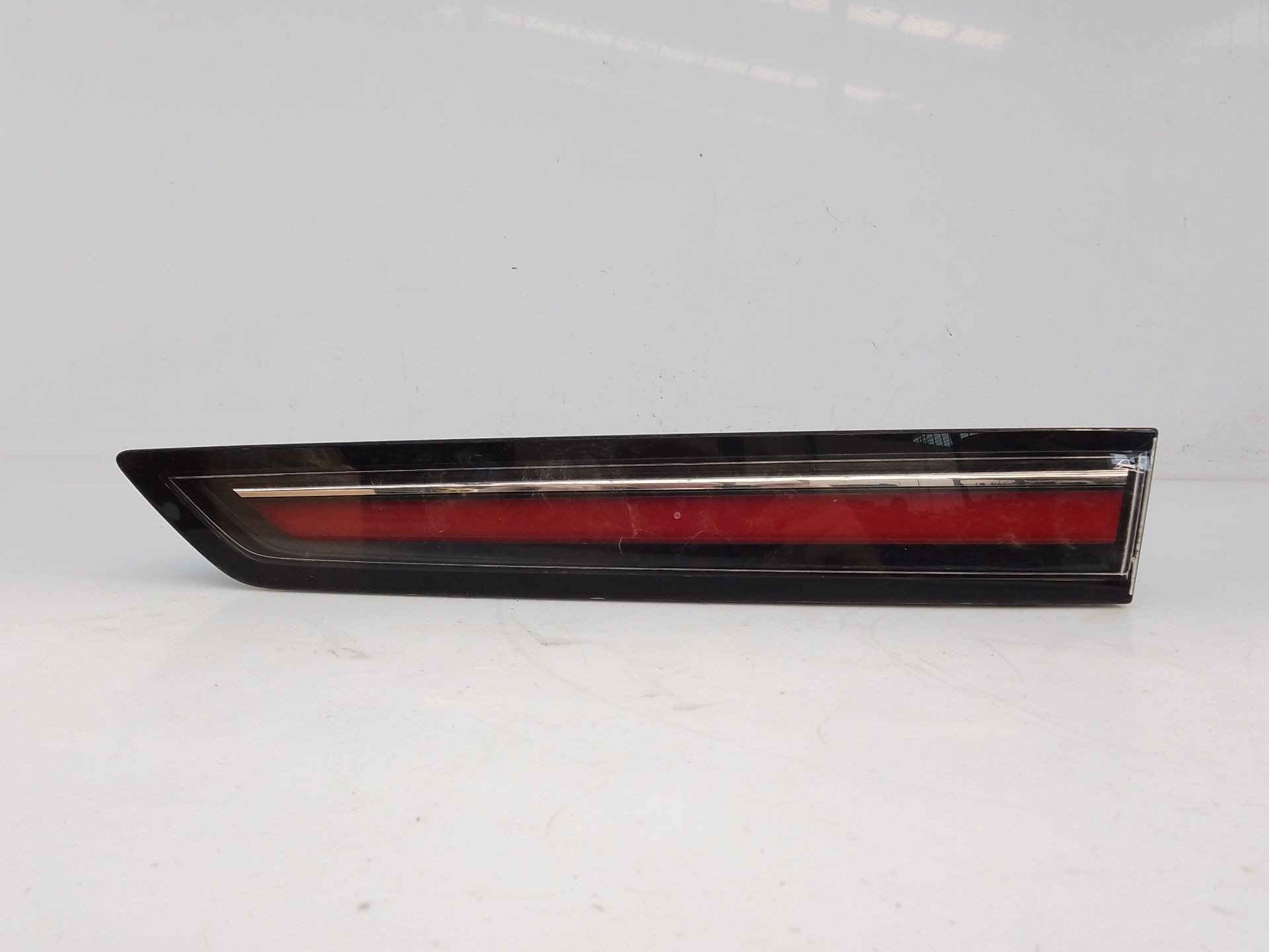 PILOTO TRASERO DERECHO PORTON OPEL ASTRA L E2-B6-9-2 E2B692