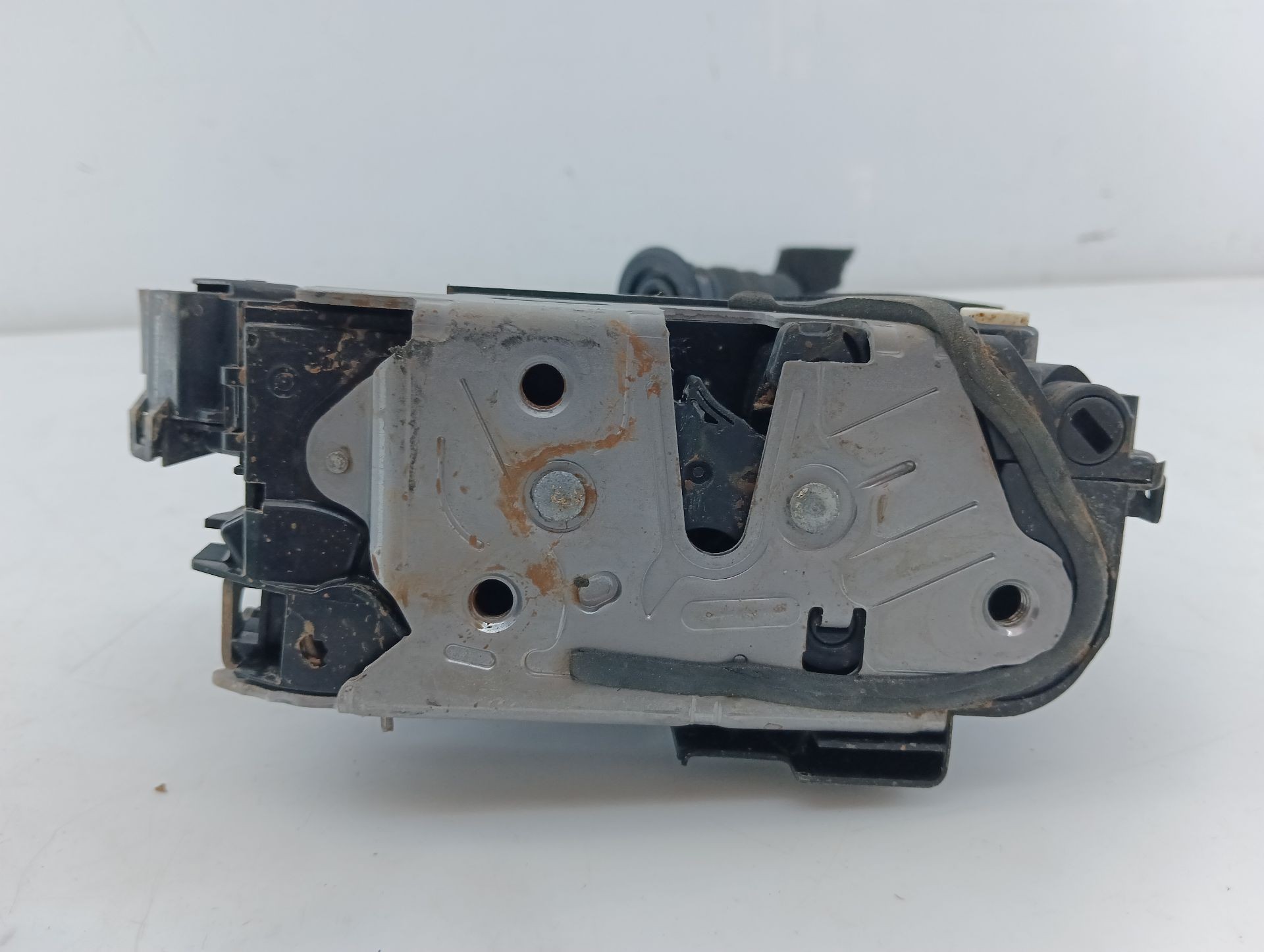 CERRADURA PUERTA TRASERA DERECHA AUDI Q3 Sportback (F3N) A6Q5TA839016Q / E1-B6-55-2 A6Q5TA839016QE1B6552 - Vista 3