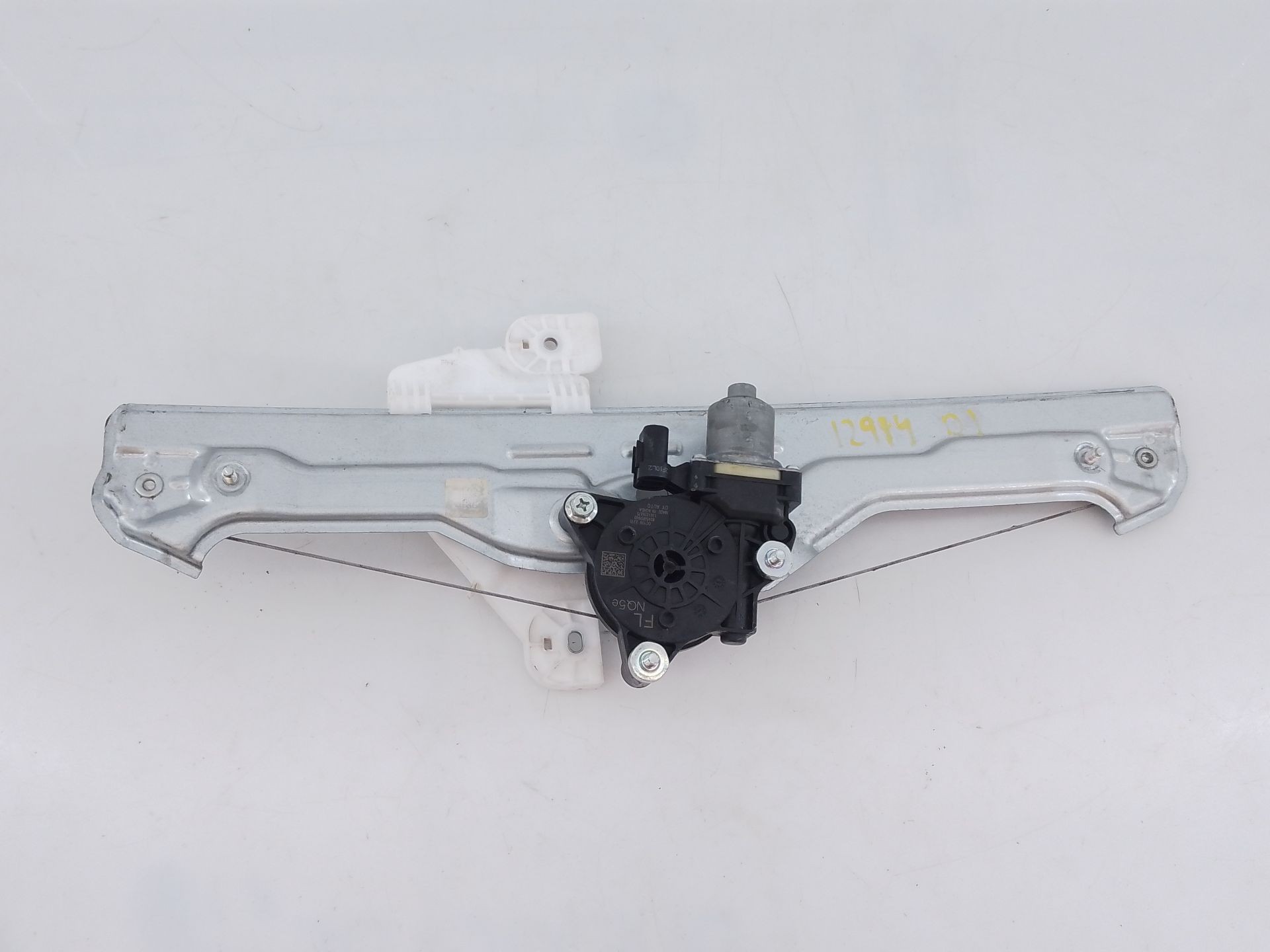 ELEVALUNAS DELANTERO IZQUIERDO KIA SPORTAGE 1.6 CRDI MHEV 82450R2000 / E2-B5-4-2 82450R2000E2B542