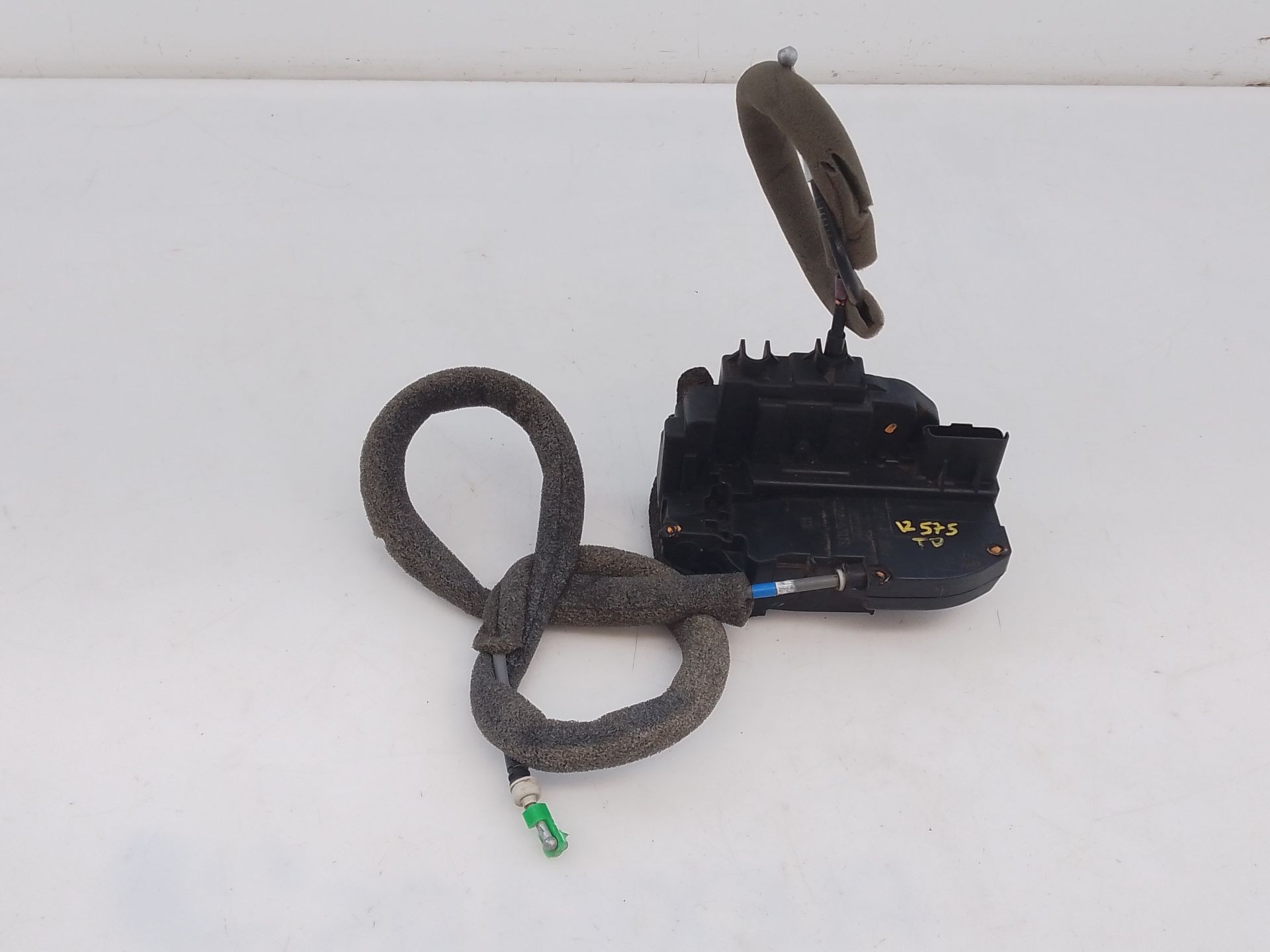 CERRADURA PUERTA TRASERA DERECHA NISSAN NV 200 (M20) E2-A4-9-1 E2A491