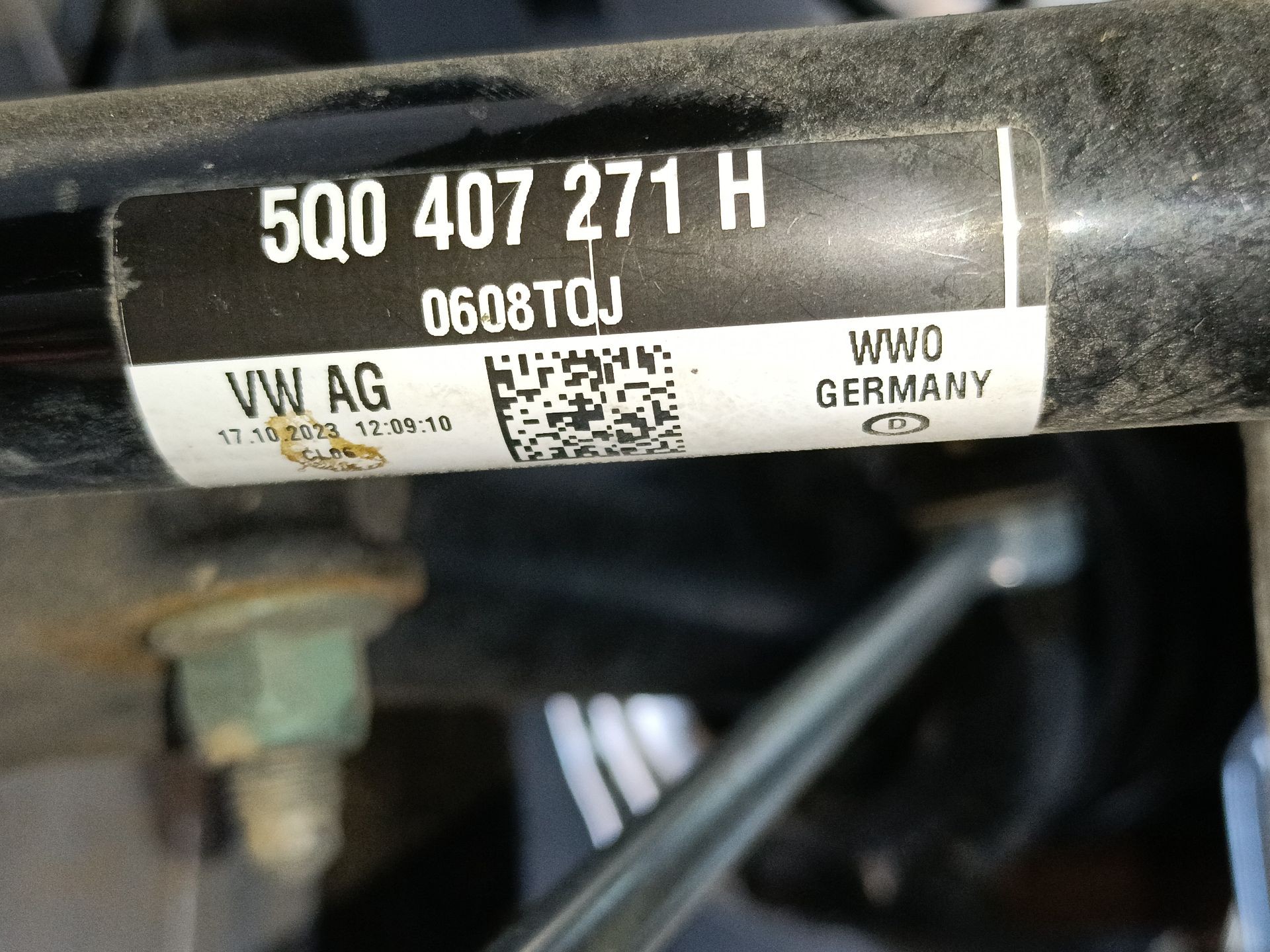 TRANSMISION DELANTERA IZQUIERDA VOLKSWAGEN T-ROC (A11, D11) 5Q0407271H 5Q0407271H - Vista 2
