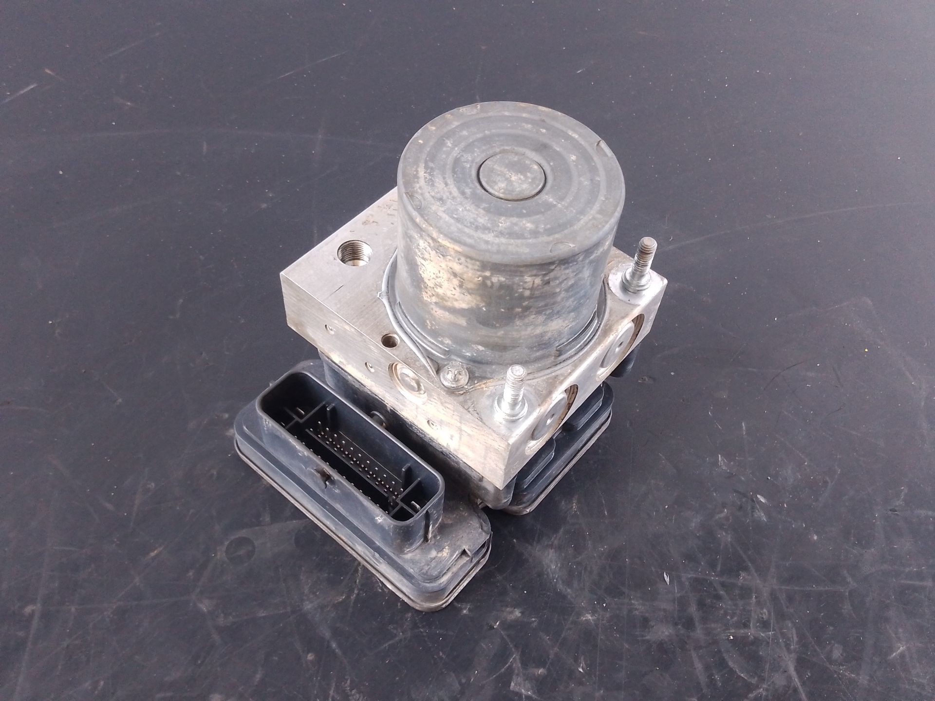 ABS VOLKSWAGEN POLO V (6R1, 6C1) 6C0614517H / P3-B9-15-1 / 6C0907379H 6C0614517HP3B91516C0907379H