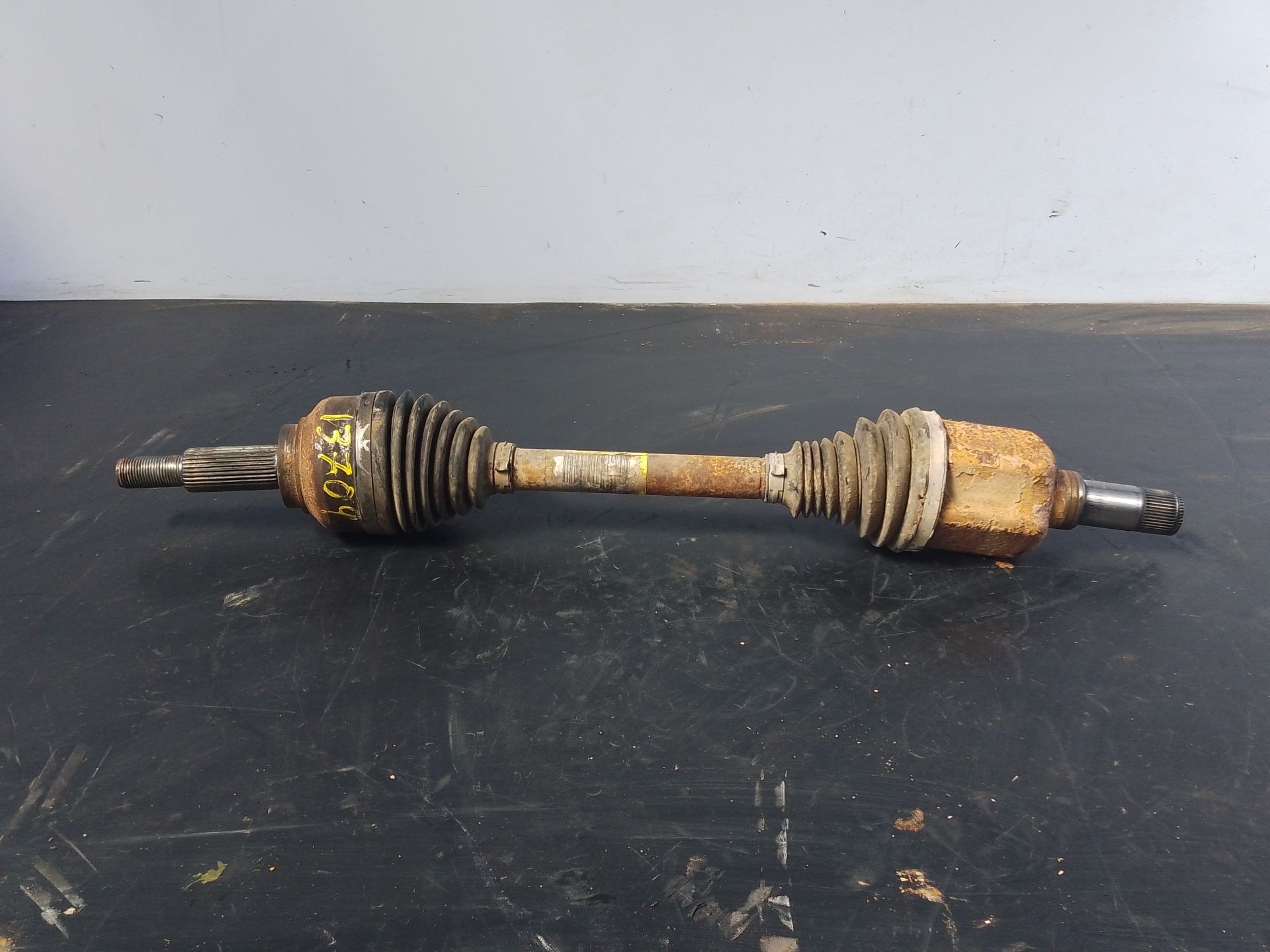 TRANSMISION DELANTERA IZQUIERDA FORD TRANSIT V363 Furgoneta (FCD, FDD) KK213B437BB / P1-A6-47 KK213B437BBP1A647