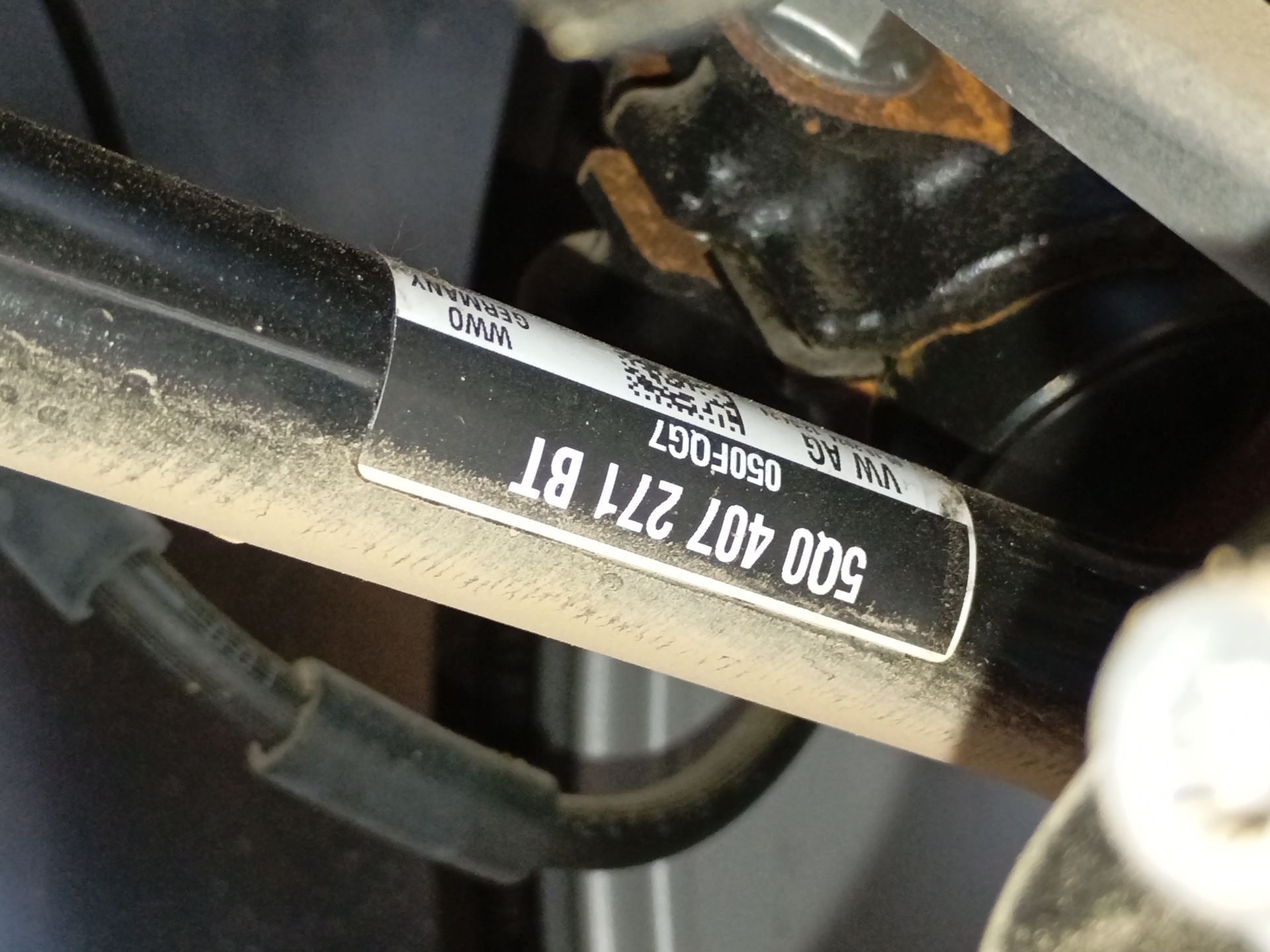 TRANSMISION DELANTERA IZQUIERDA SKODA OCTAVIA NX3 5Q0407271BT 5Q0407271BT