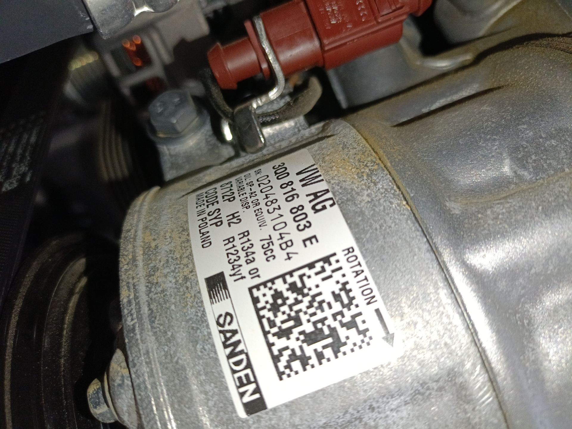 COMPRESOR AIRE ACONDICIONADO SKODA FABIA IV (PJ3) 3Q0816803E 3Q0816803E - Vista 2