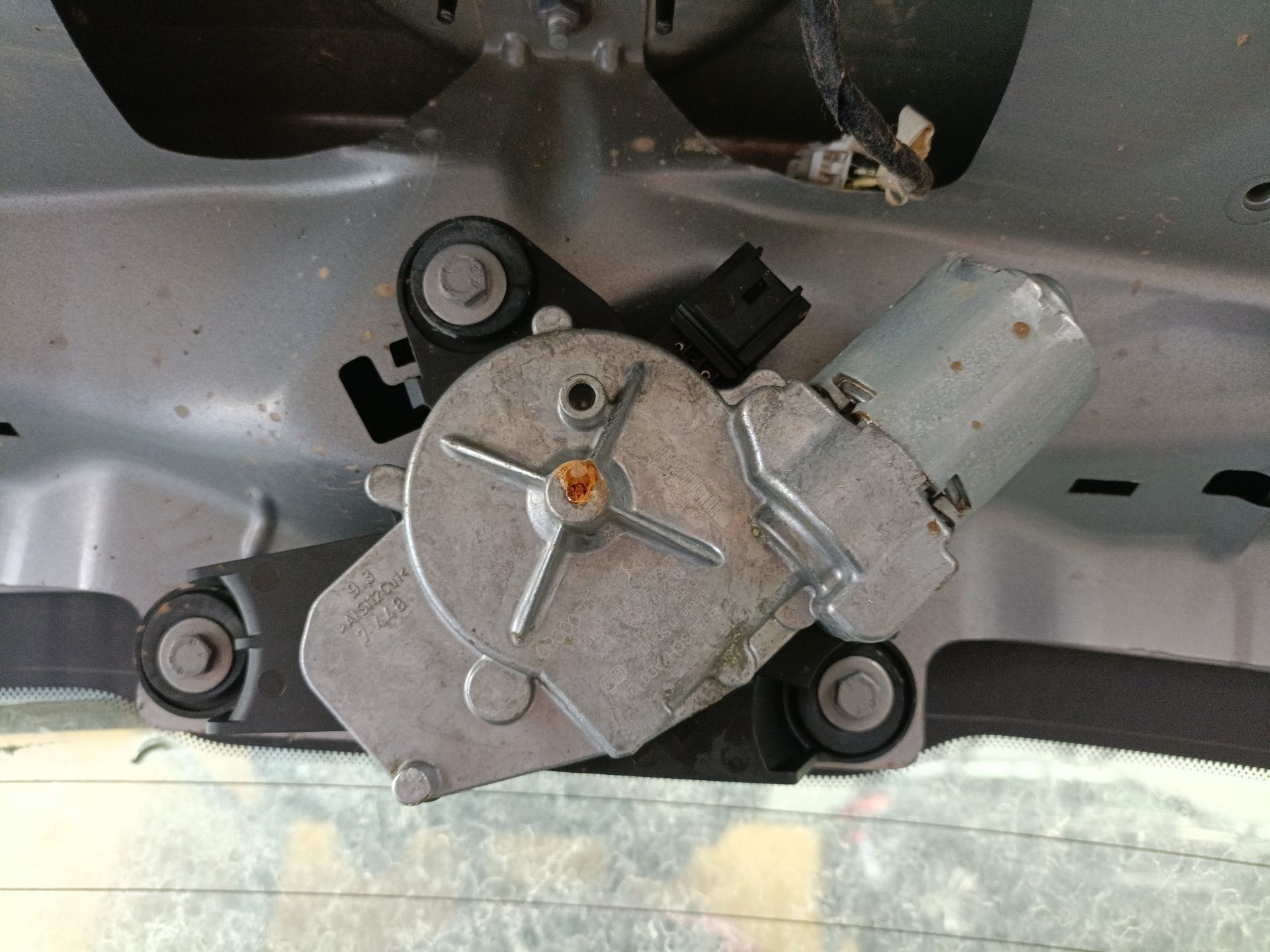 MOTOR LIMPIA TRASERO OPEL CORSA F (P2JO) 9819900080 / 0390250114 98199000800390250114
