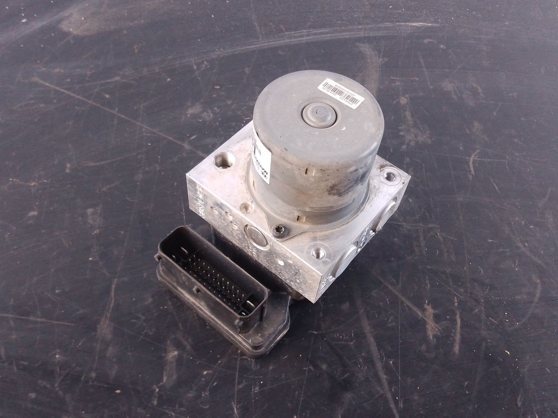 ABS KIA CARENS IV Van (A4) 58910A4610 / P3-B9-20-3 58910A4610P3B9203