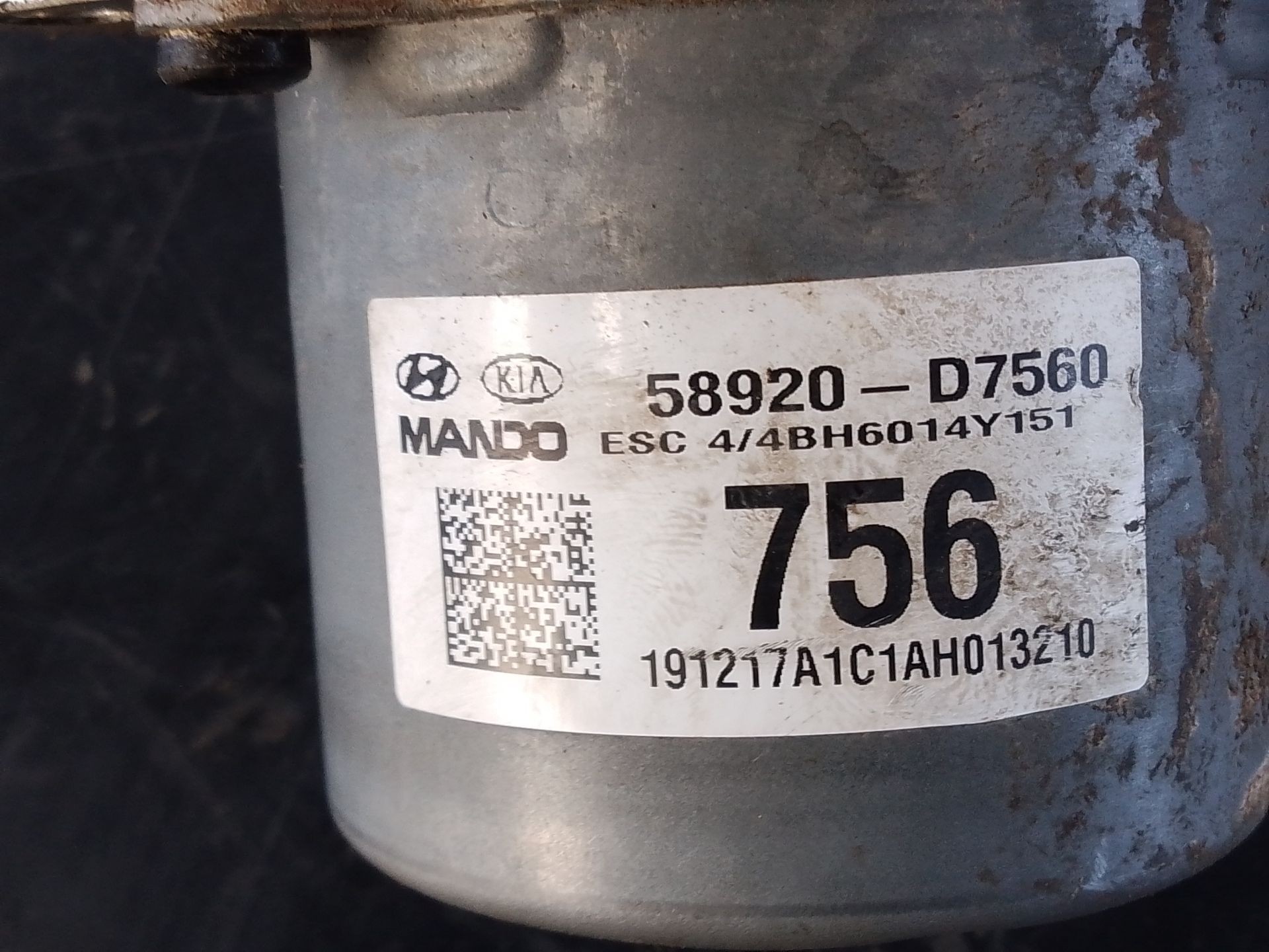 ABS HYUNDAI TUCSON (TL, TLE) 58920D7560 / P3-B9-20-3 58920D7560P3B9203 - Vista 3