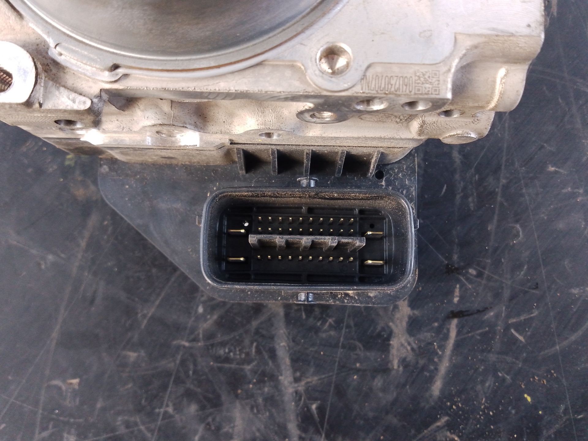 ABS INFINITI Q50 476604GC1A / P3-B9-20-3 / 1330002353 476604GC1AP3B92031330002353 - Vista 2