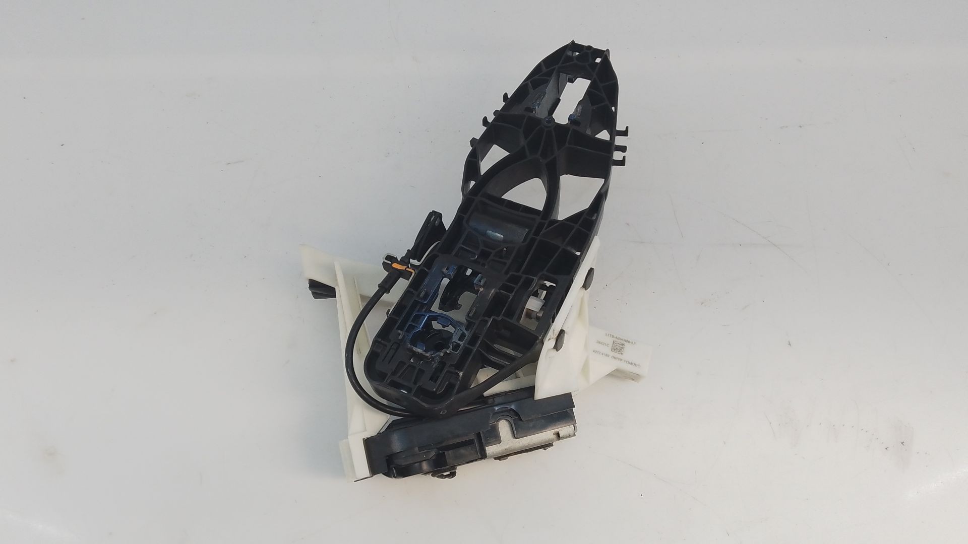 CERRADURA PUERTA TRASERA DERECHA FORD PUMA (J2K, CF7) 40724189 / E2-B3-4-2 40724189E2B342 - Vista 3