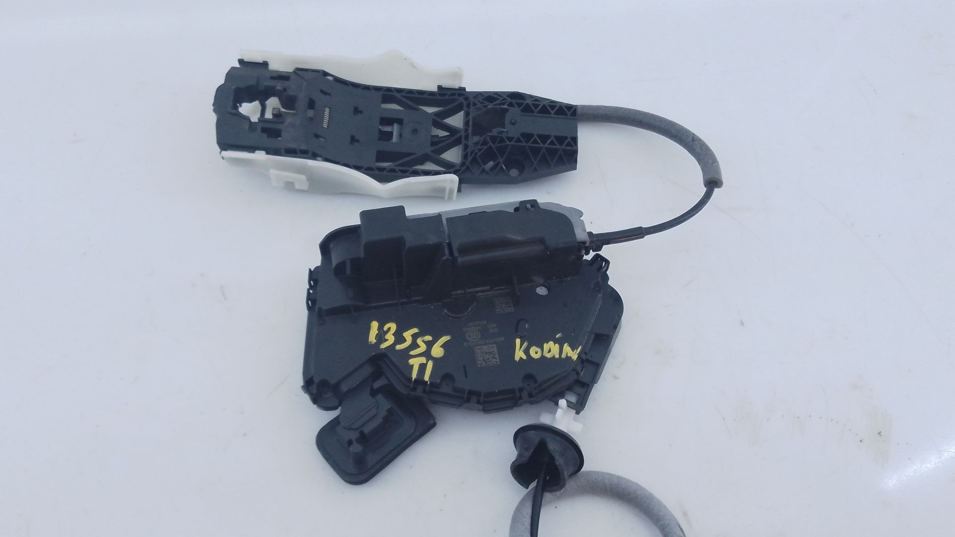 CERRADURA PUERTA TRASERA IZQUIERDA SKODA KODIAQ I (NS6, NS7, NV7) 5TA839015Q / E1-A5-4-2 5TA839015QE1A542