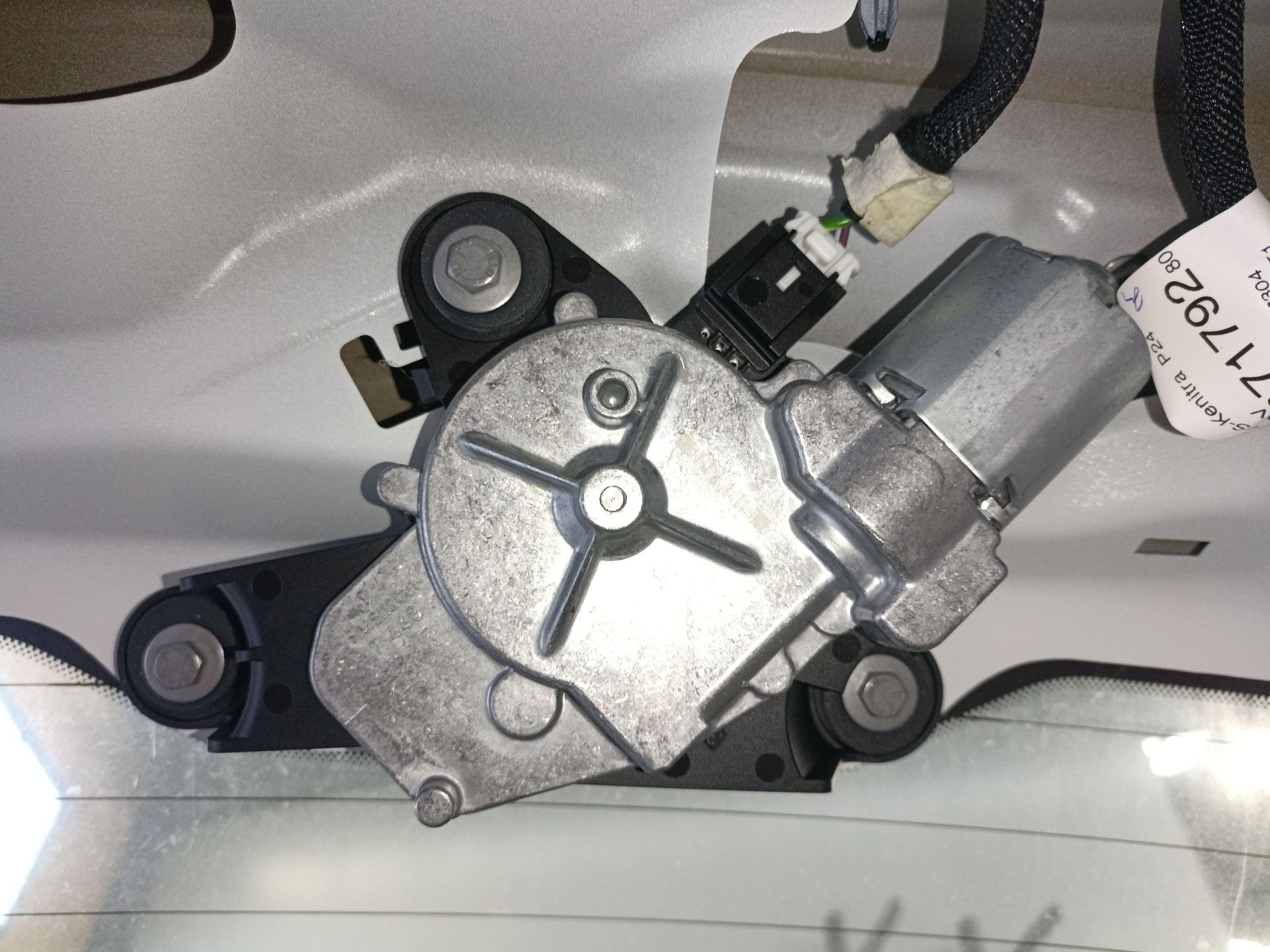 MOTOR LIMPIA TRASERO PEUGEOT 2008 II (UD_, US_, UY_, UJ_, UR_, UC_) 9819900080 9819900080