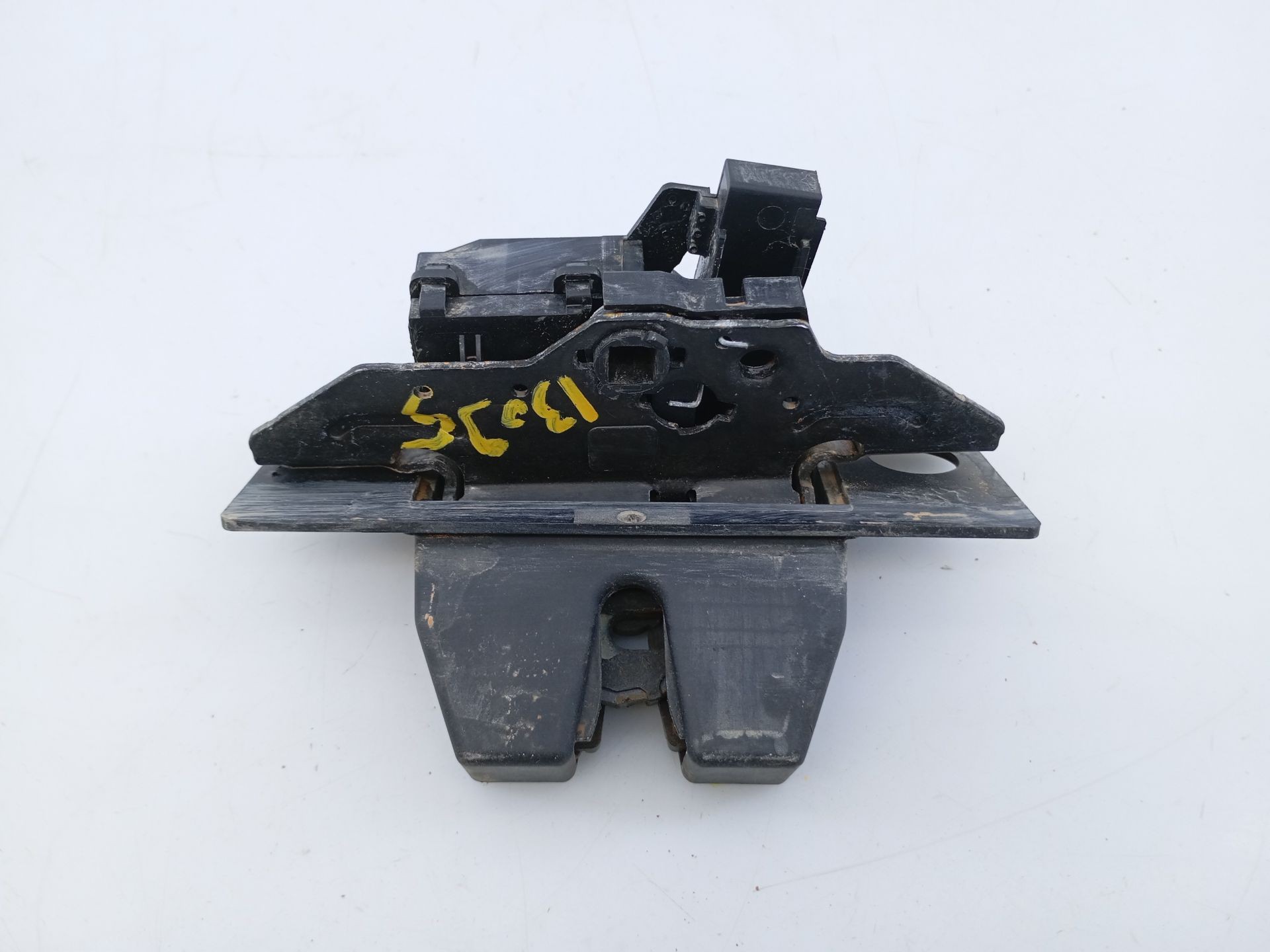 CERRADURA MALETERO / PORTON OPEL INSIGNIA 13524683 / E2-B6-54-1 13524683E2B6541 - Vista 3