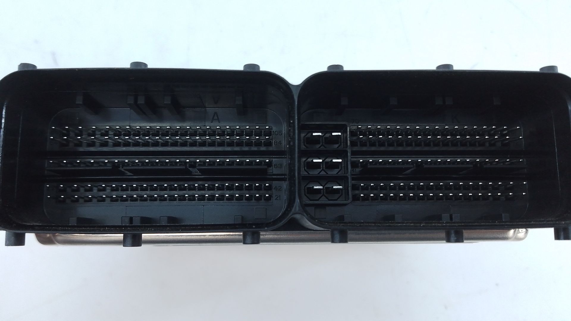 CENTRALITA MOTOR UCE VOLKSWAGEN CRAFTER Furgoneta (SY_, SX_) 05L907309AH / E2-B2-34-1 / 0281040142 05L907309AHE2B23410281040142 - Vista 3