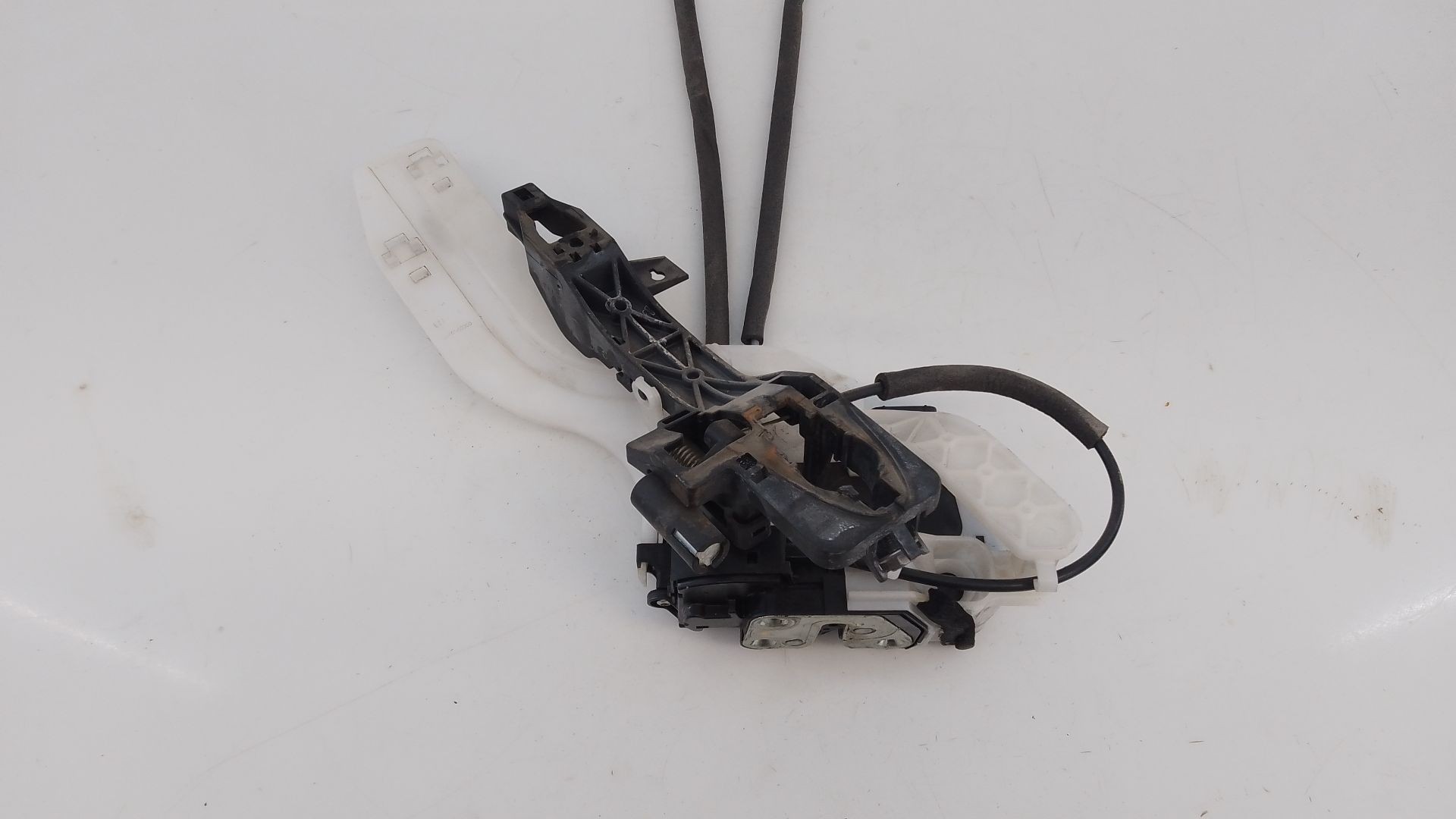 CERRADURA PUERTA TRASERA IZQUIERDA HYUNDAI ix35 (LM, EL, ELH) 814102Y010 / E2-B5-15-1 814102Y010E2B5151