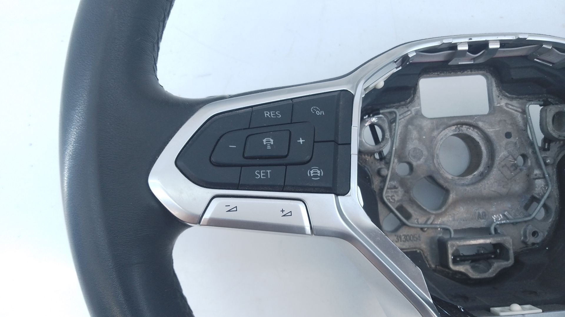 VOLANTE VOLKSWAGEN TIGUAN (AD1, AX1) 230830318 / E1-B6-18-2 230830318E1B6182 - Vista 2