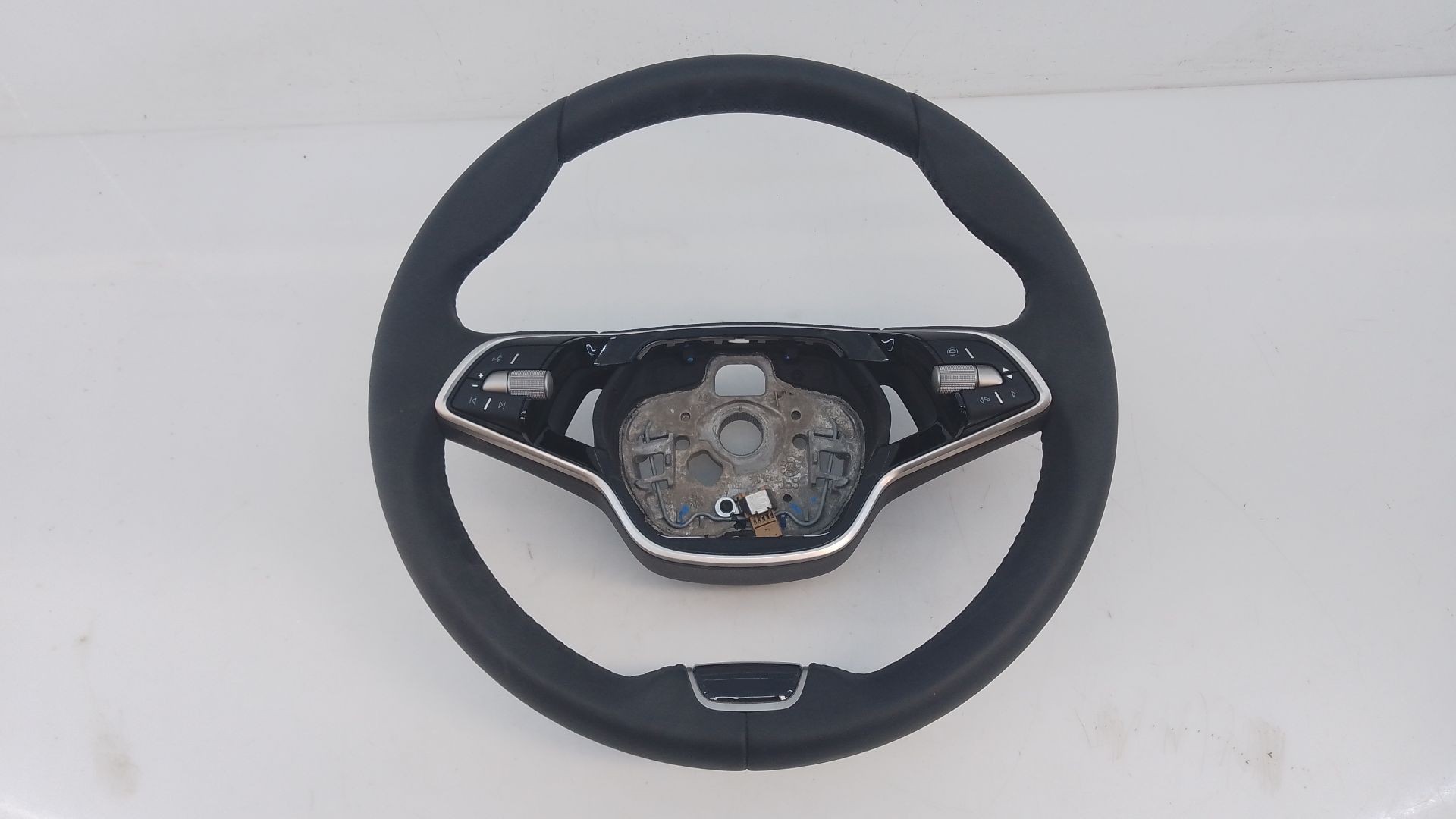 VOLANTE SKODA OCTAVIA IV Combi (NX5, PV5) 5E3419093DA / E1-A5-10-2 5E3419093DAE1A5102