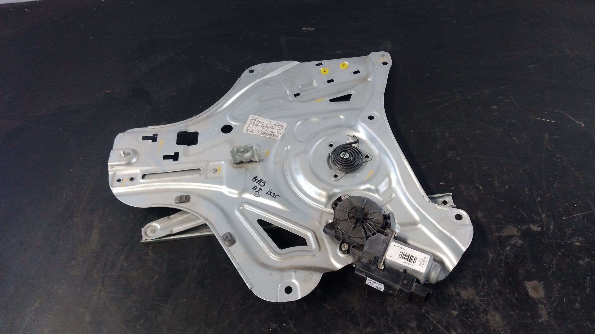 ELEVALUNAS DELANTERO IZQUIERDO HYUNDAI ix35 (LM, EL, ELH) 2840818504 / P2-B4-9 / 440925 2840818504P2B49440925