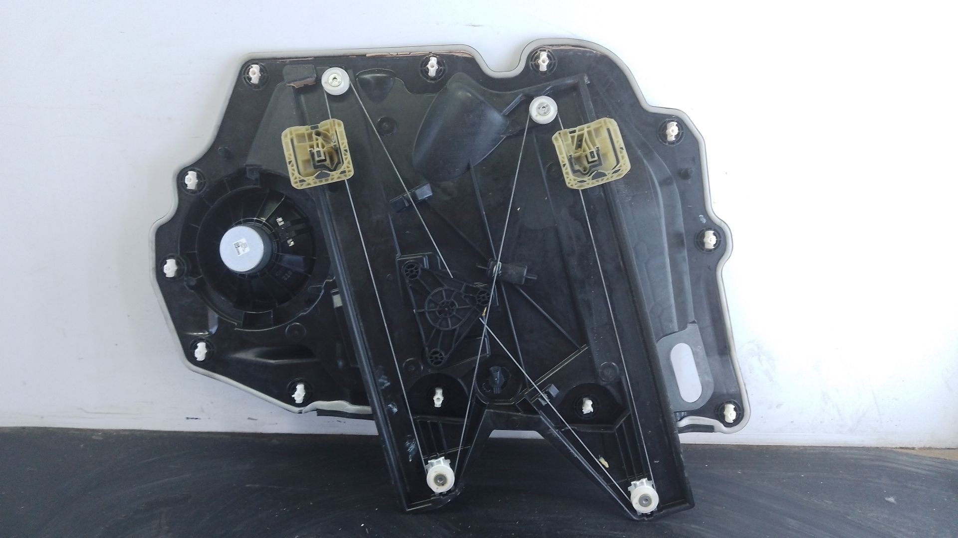 ELEVALUNAS DELANTERO DERECHO FORD KUGA 0130822089 / P2-B3-8 0130822089P2B38 - Vista 2