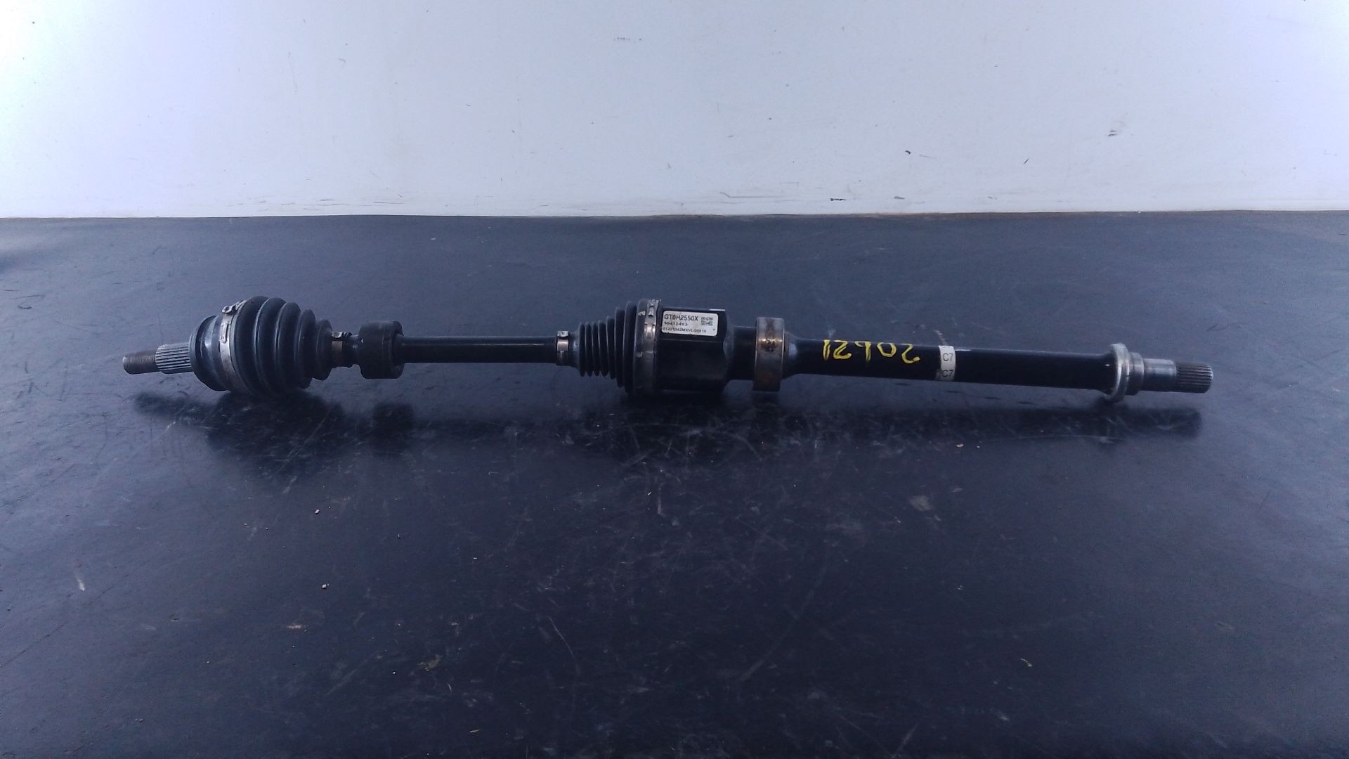 TRANSMISION DELANTERA DERECHA MAZDA CX-30 GT0H2250X / P1-A6-13 GT0H2250XP1A613