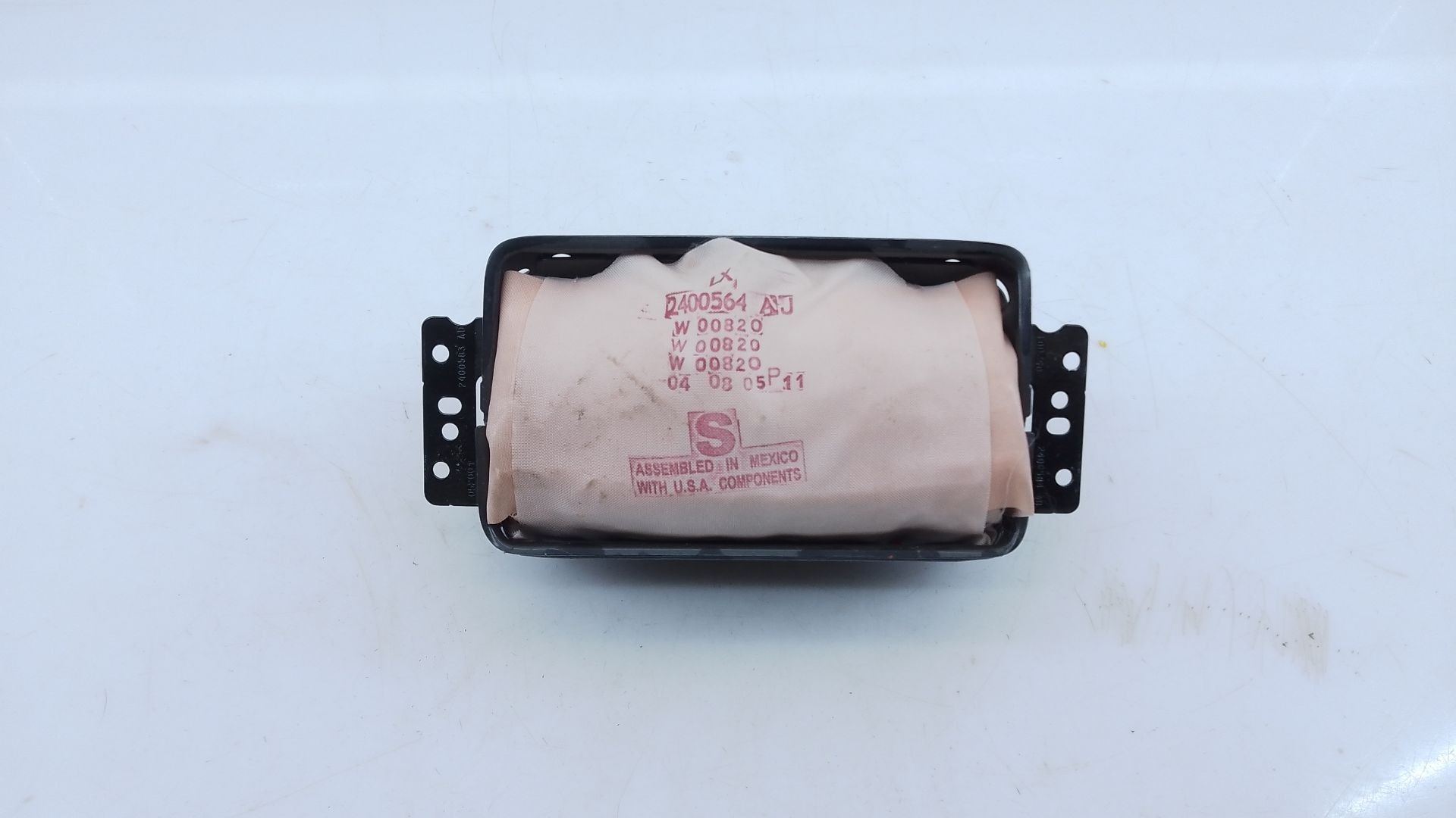 AIRBAG DELANTERO DERECHO CHRYSLER 300 C P04649118AG / E1-B5-3-2 P04649118AGE1B532