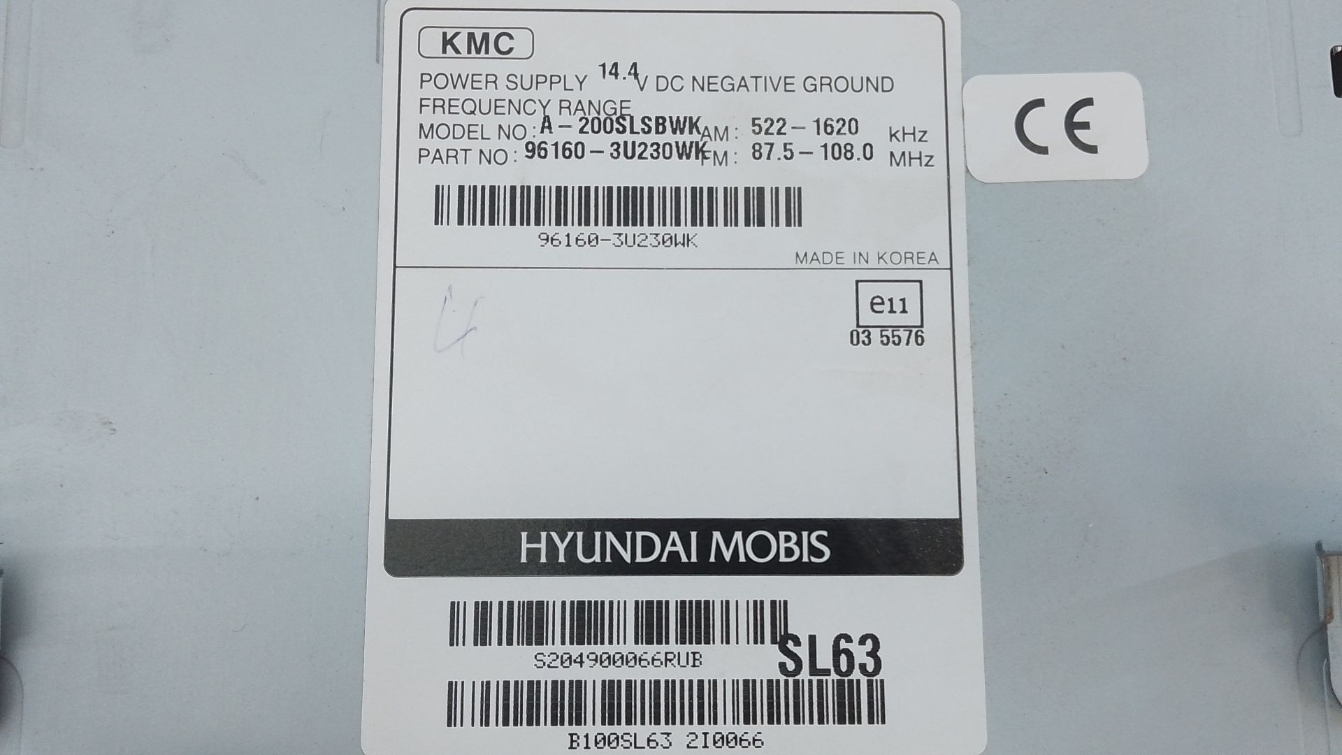 SISTEMA AUDIO / RADIO CD KIA SPORTAGE 961603U230 / E3-A3-29-4 961603U230E3A3294 - Vista 2