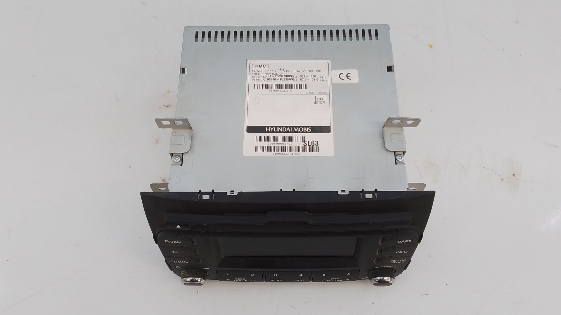 SISTEMA AUDIO / RADIO CD KIA SPORTAGE 961603U230 / E3-A3-29-4 961603U230E3A3294 - Vista 3