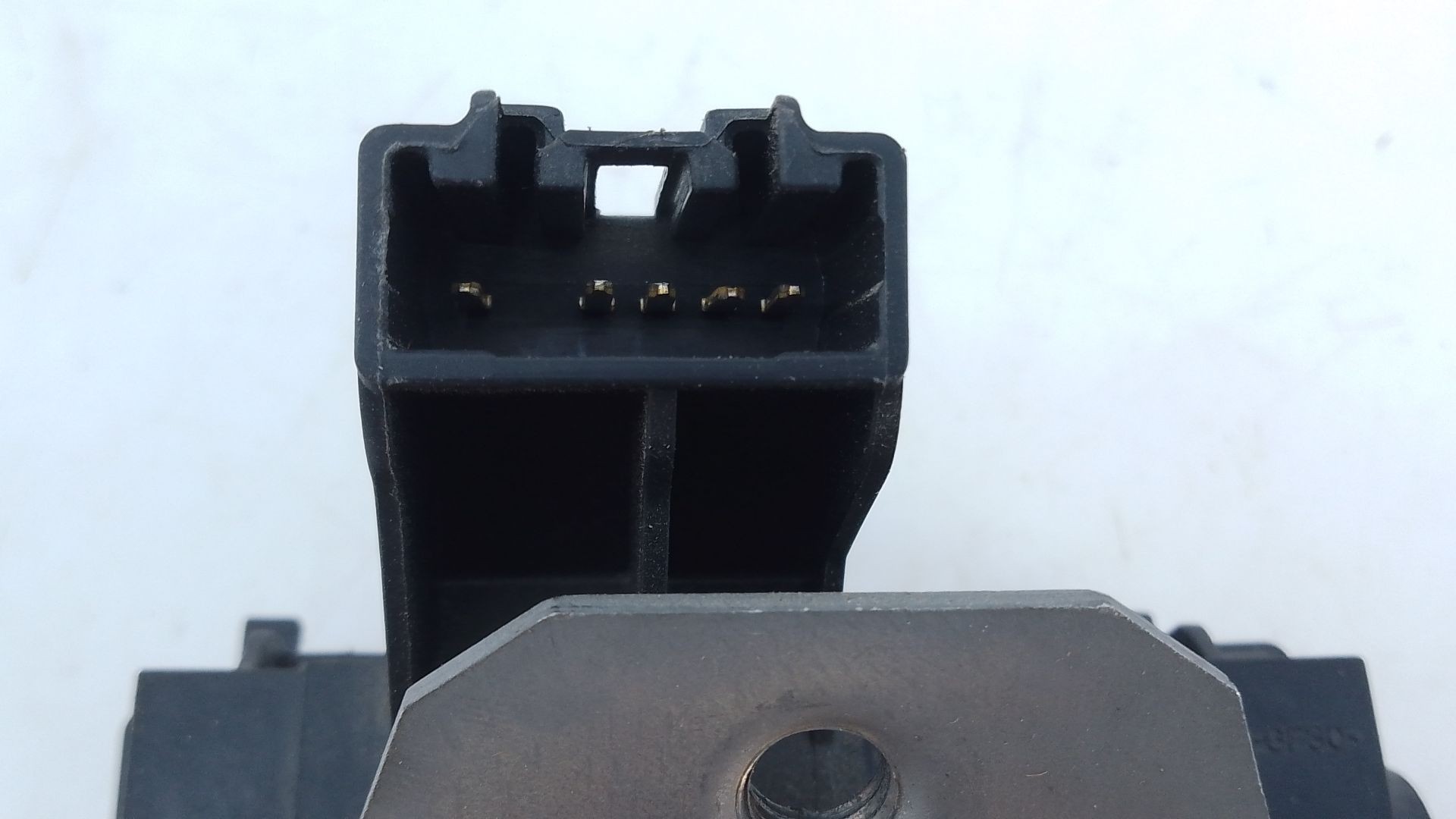 CERRADURA MALETERO / PORTON VOLVO XC60 E1-A5-3-2 E1A532 - Vista 3