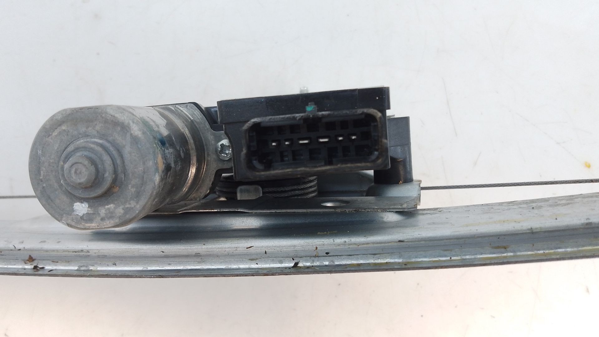 ELEVALUNAS TRASERO IZQUIERDO RENAULT ARKANA I (LCM_, LDN_) 827217197R / E1-A1-4-1 827217197RE1A141 - Vista 3