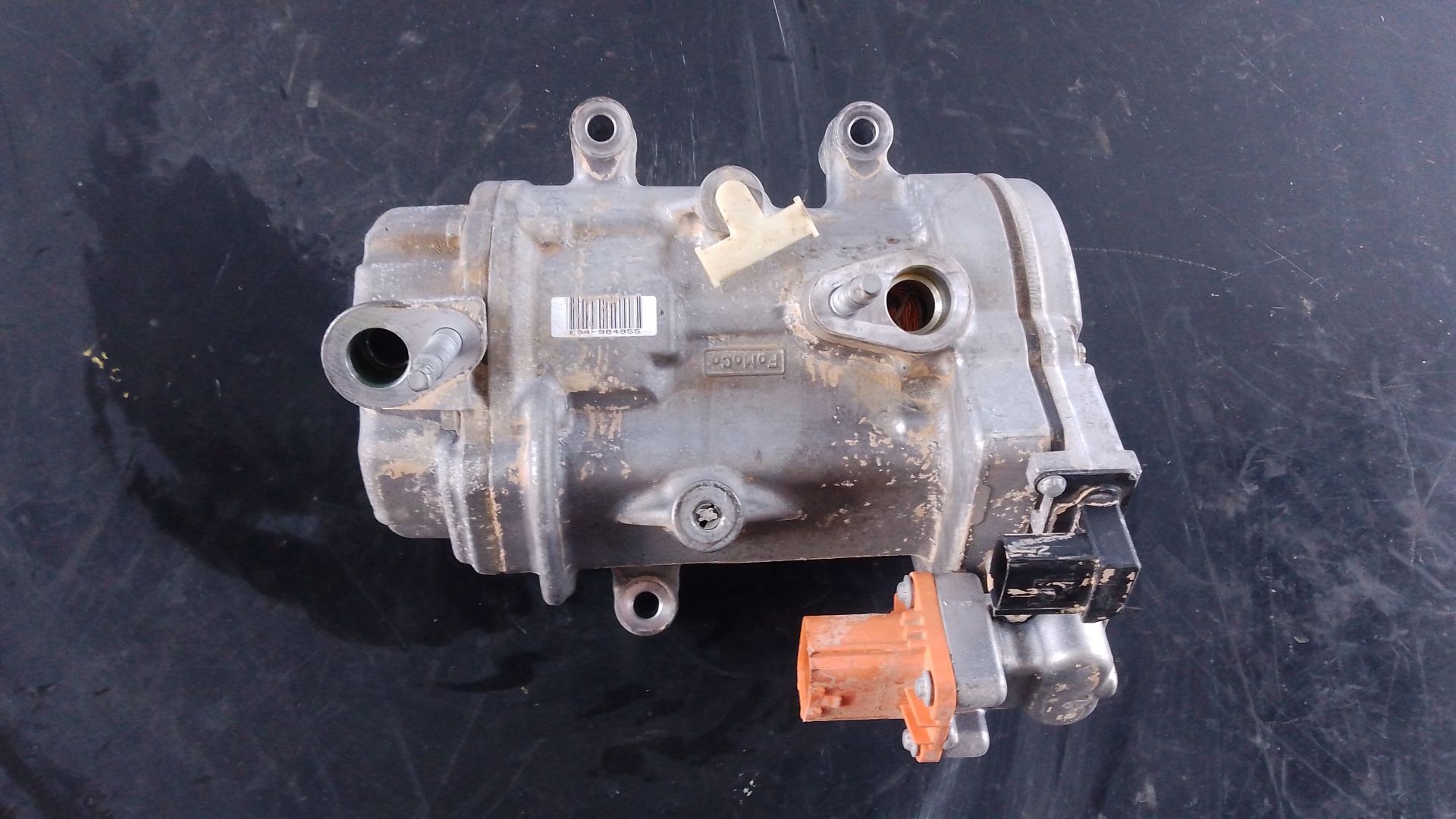 COMPRESOR AIRE ACONDICIONADO FORD KUGA 01F04948 / P3-A2-5-2 / 0424000623 01F04948P3A2520424000623 - Vista 3