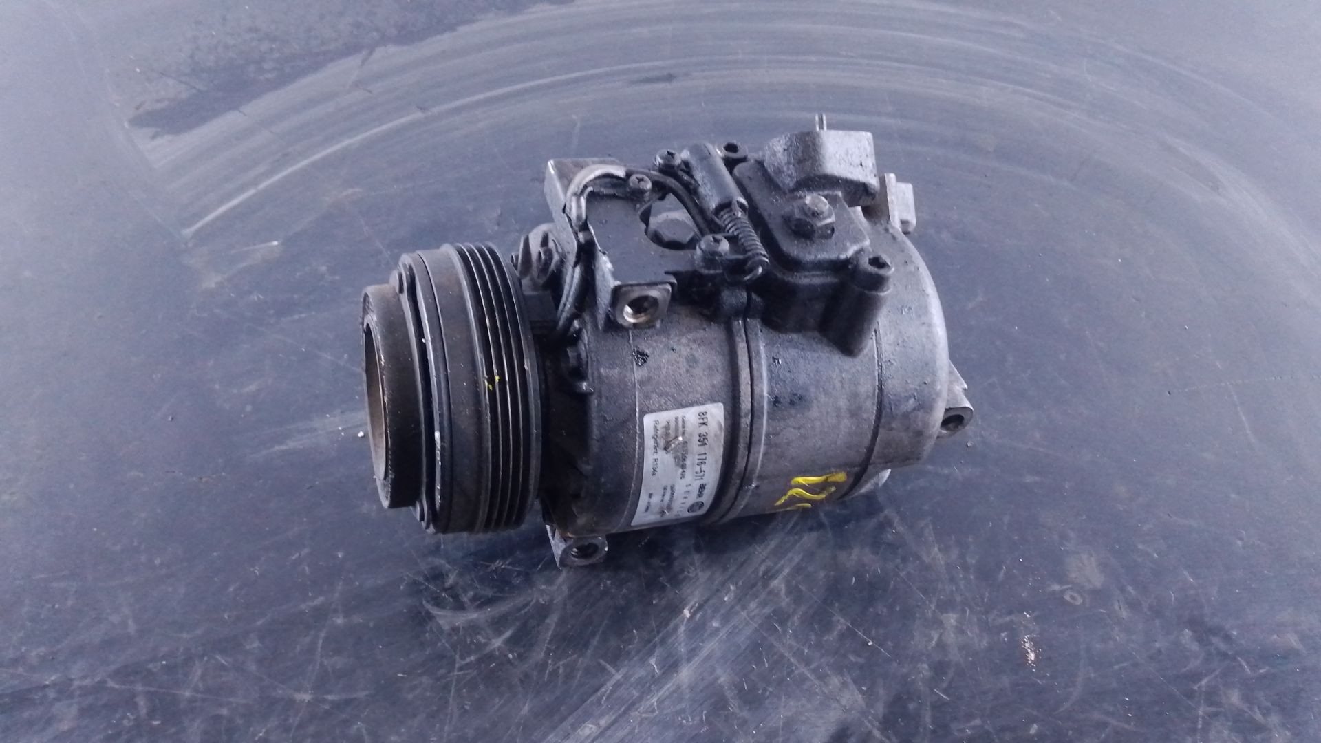 COMPRESOR AIRE ACONDICIONADO BMW X5 (E53) 8FK351176571 / P3-A2-4-2 8FK351176571P3A242
