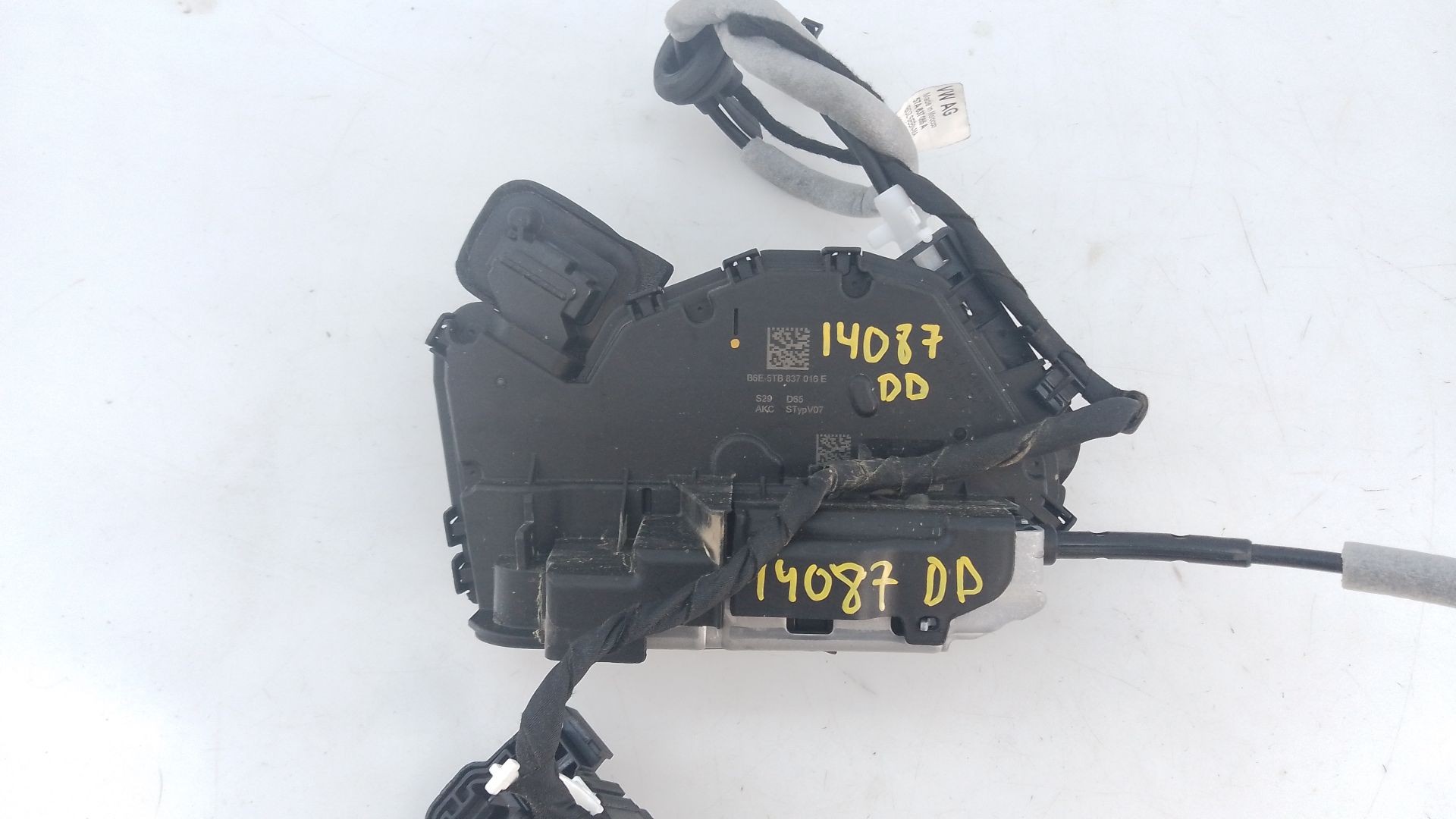 CERRADURA PUERTA DELANTERA DERECHA SKODA KAROQ 2.0 TDI NU7 5TB837016E / E1-A5-11-1 5TB837016EE1A5111 - Vista 2