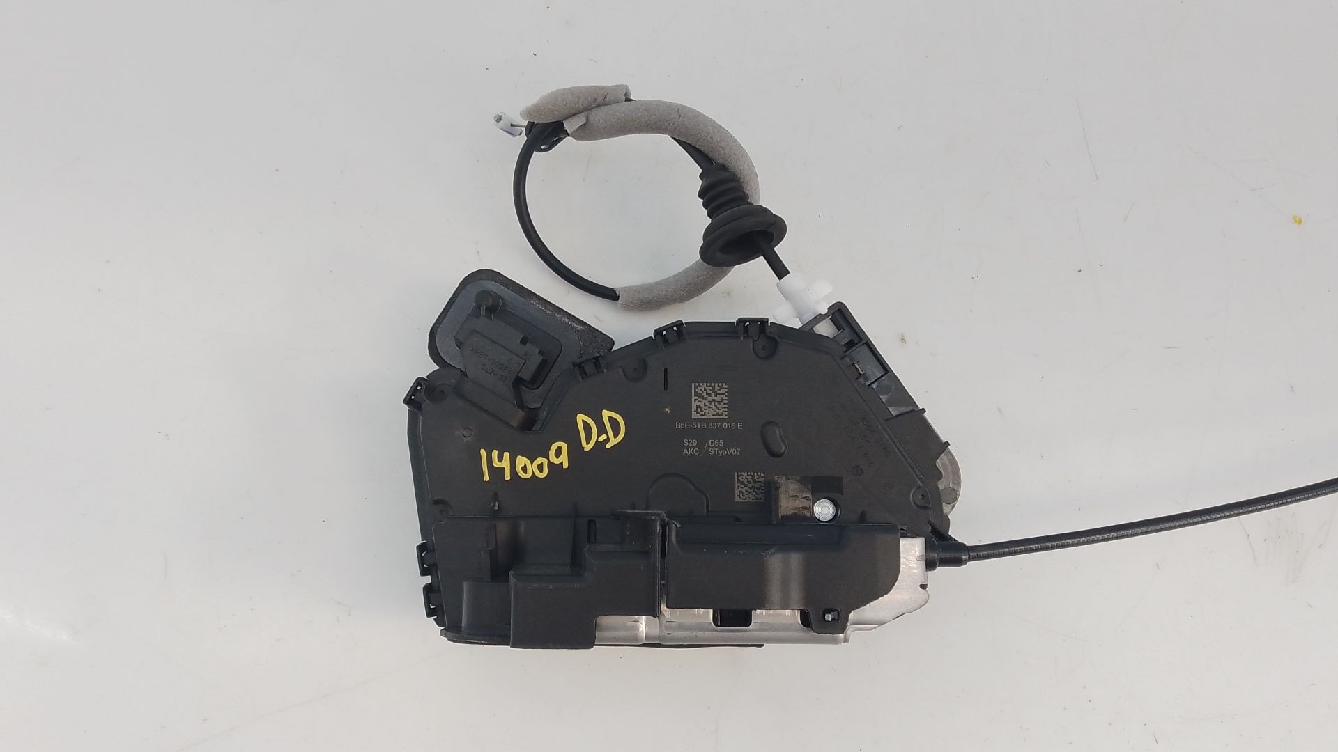 CERRADURA PUERTA DELANTERA DERECHA VOLKSWAGEN CRAFTER Furgoneta (SY_, SX_) 5TB837016E / E1-B6-8-1 5TB837016EE1B681 - Vista 2